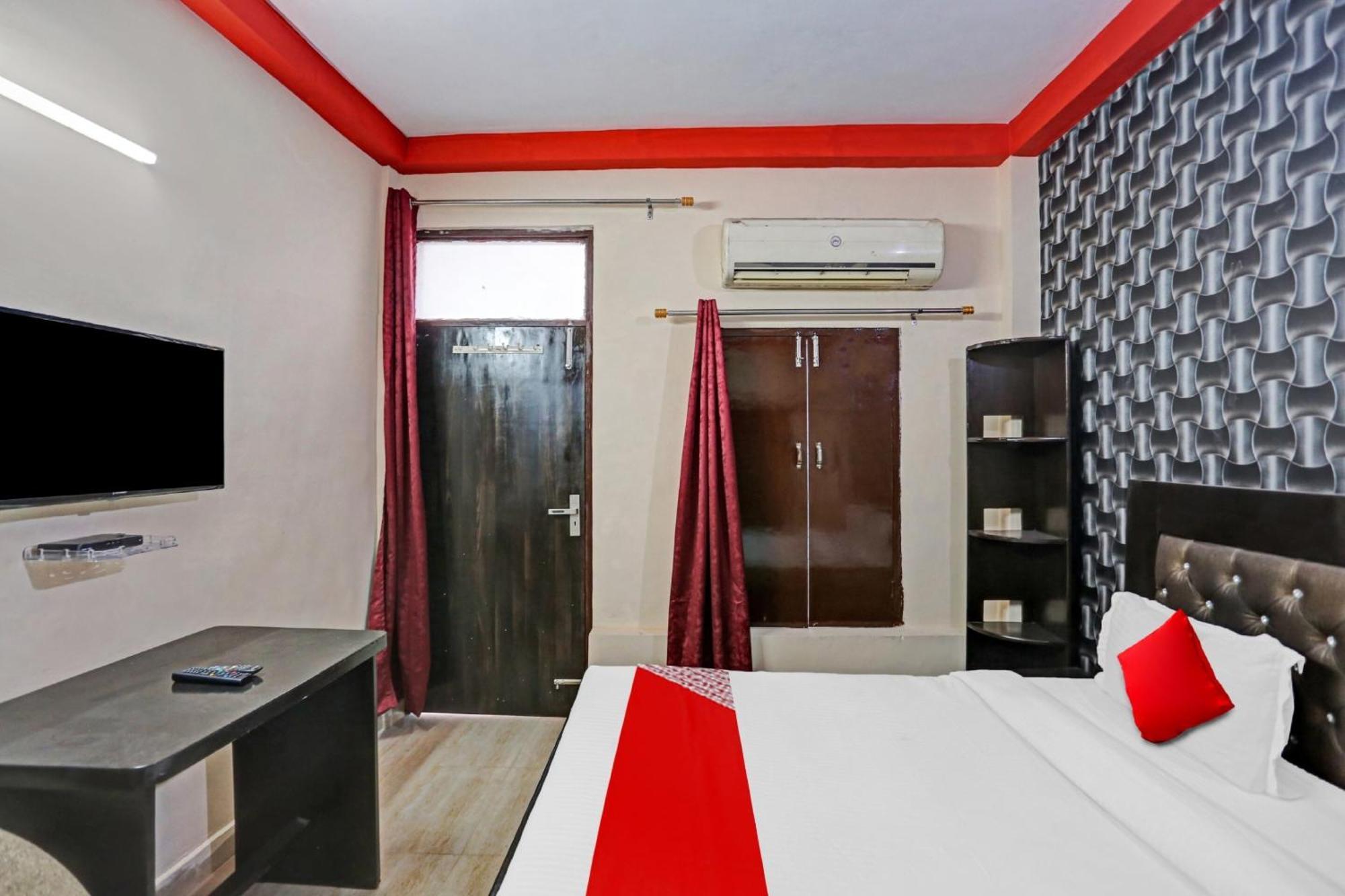 O Kunj Bihari Near Appu Ghar Hotel
