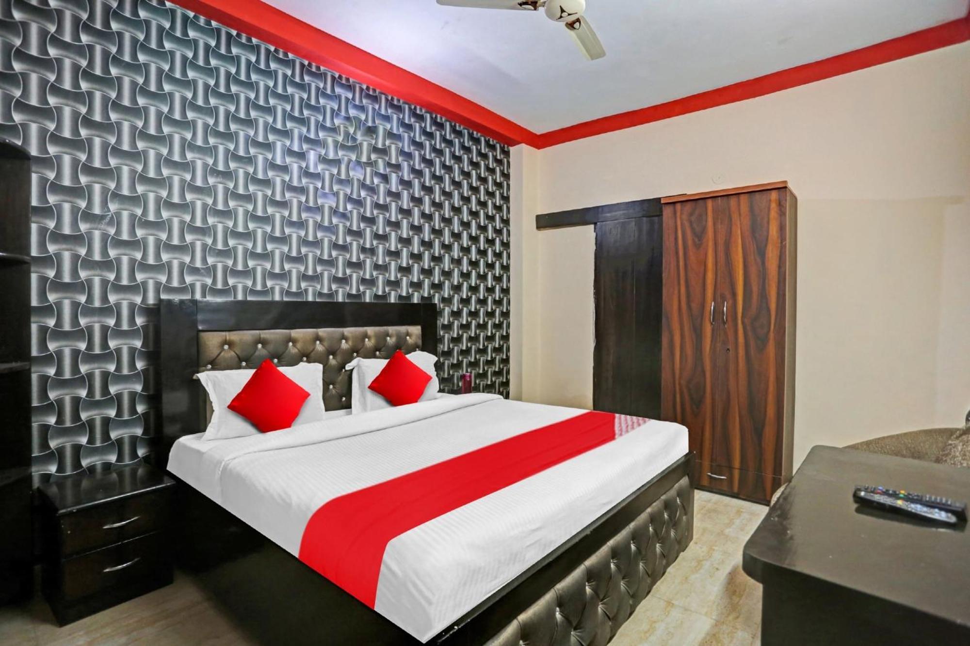 O Kunj Bihari Near Appu Ghar 3* Gurgaon
