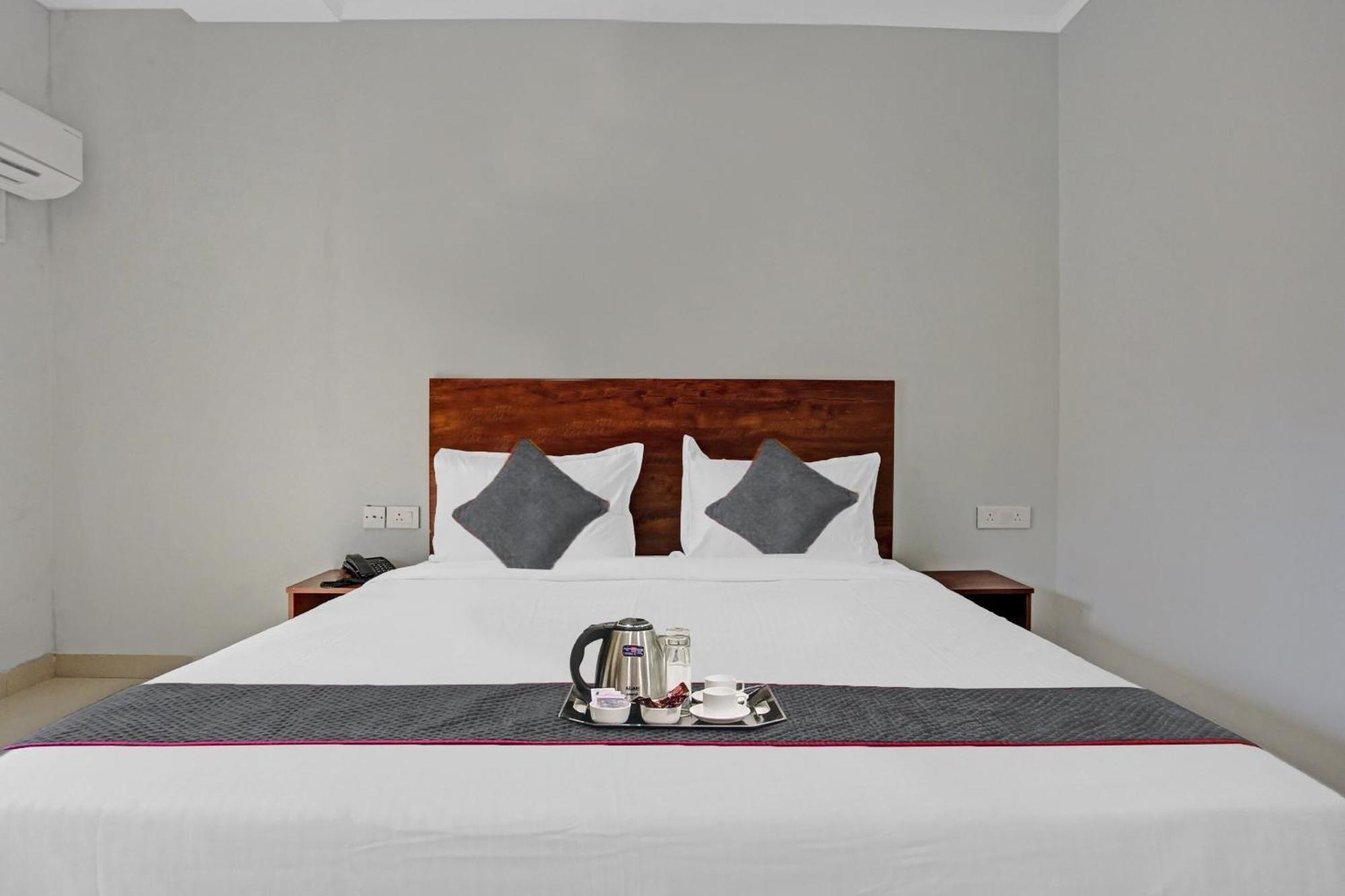 Townhouse 1167 Gold Souk Hotel Gurgaon