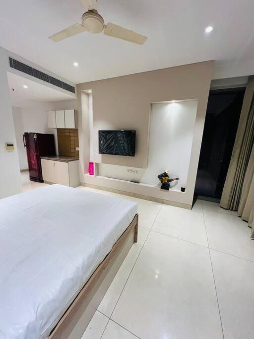 Luxury Key 6 * Gurgaon