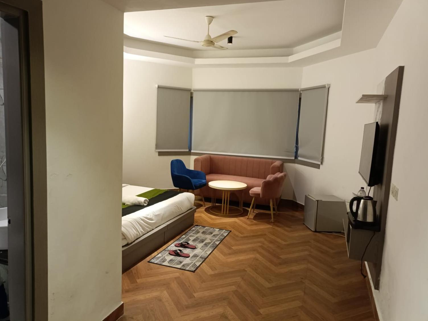 Square9 - A Boutique 3*