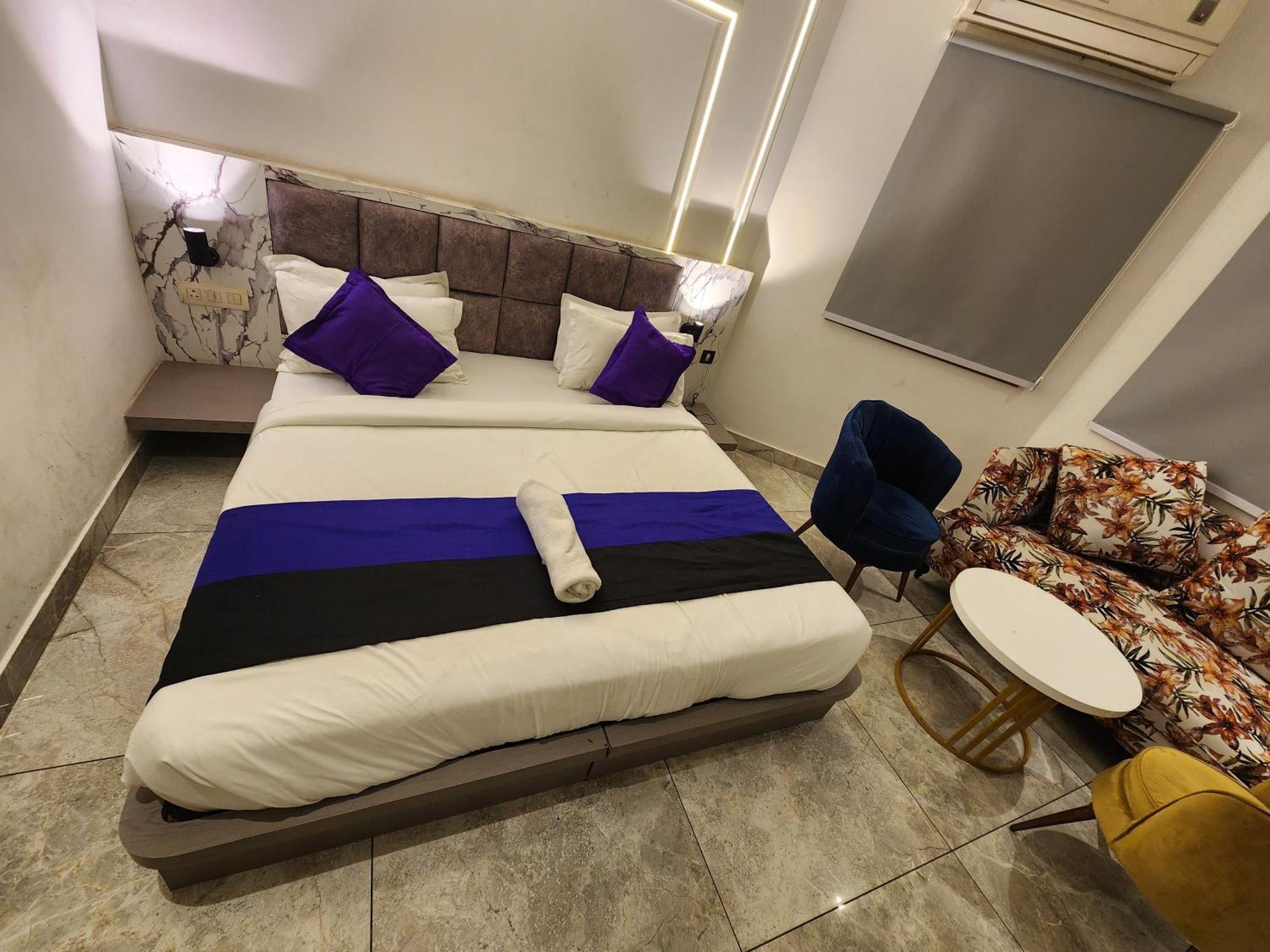 Square9 - A Boutique Hotel Gurgaon