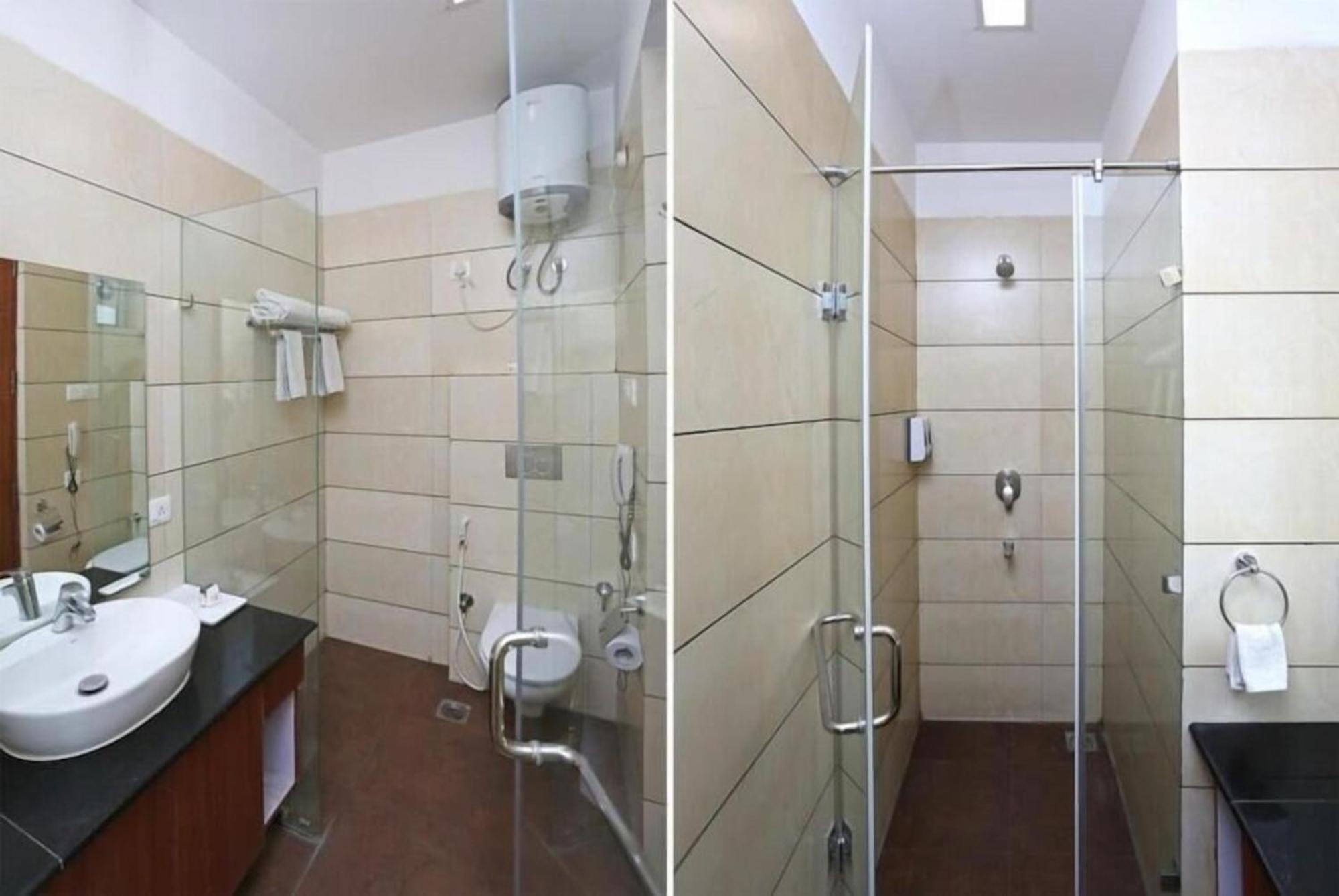 Hotel Elite Millennium - Near Huda Centre Gurgaon