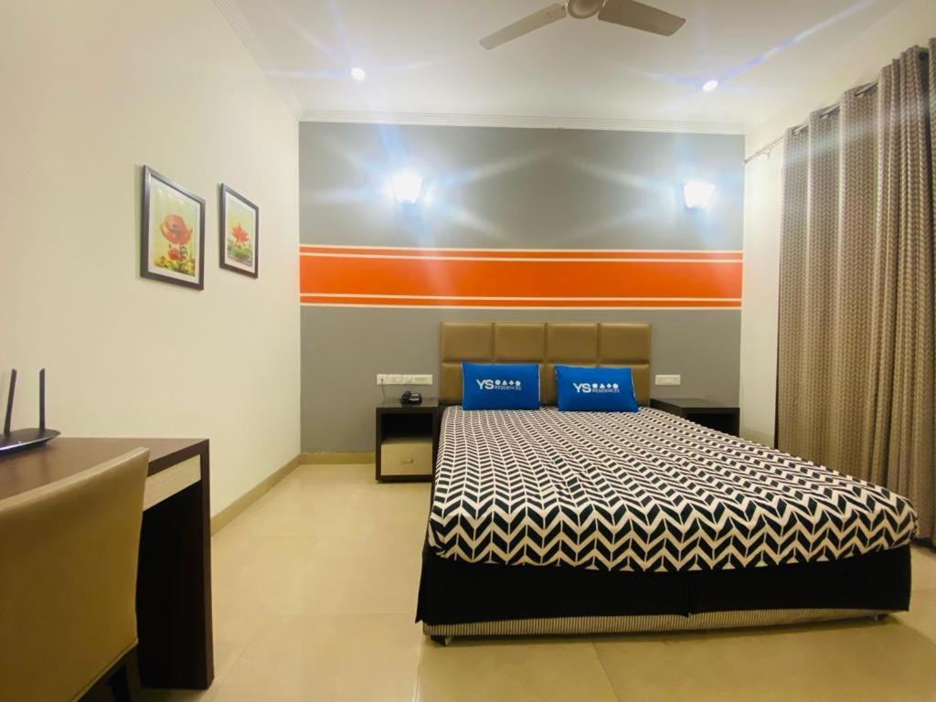 Ys Residence- Alpina 3* Gurgaon