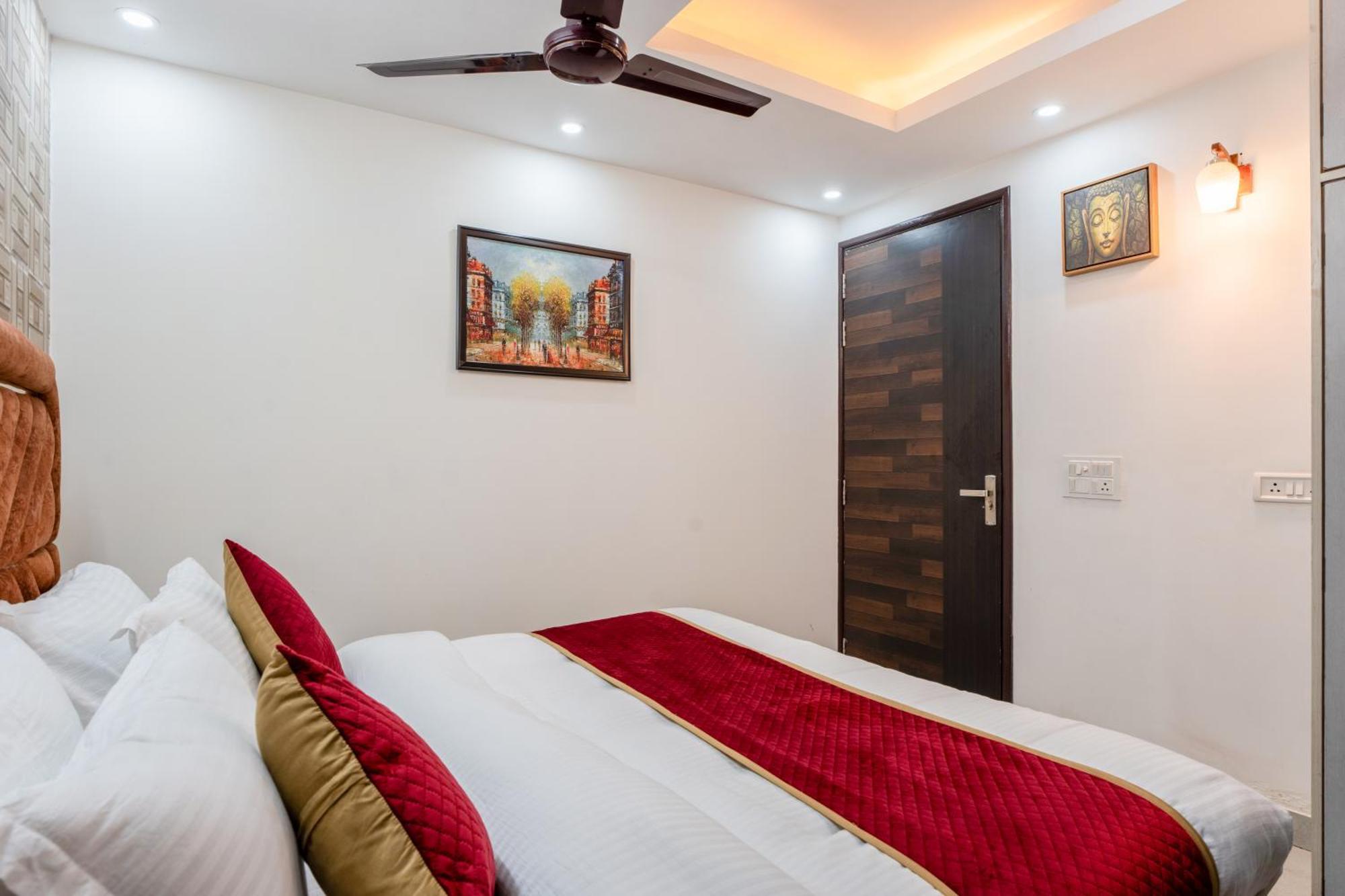 Hotel Plum Tree