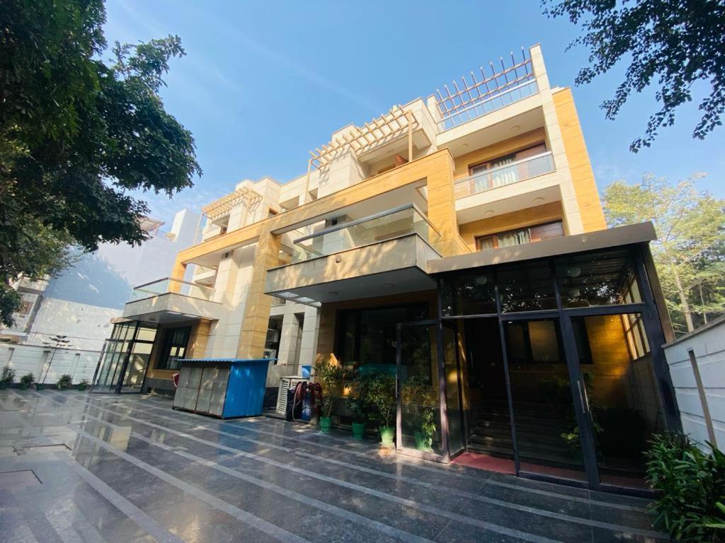 Ys Residence- Alpina 3* Gurgaon