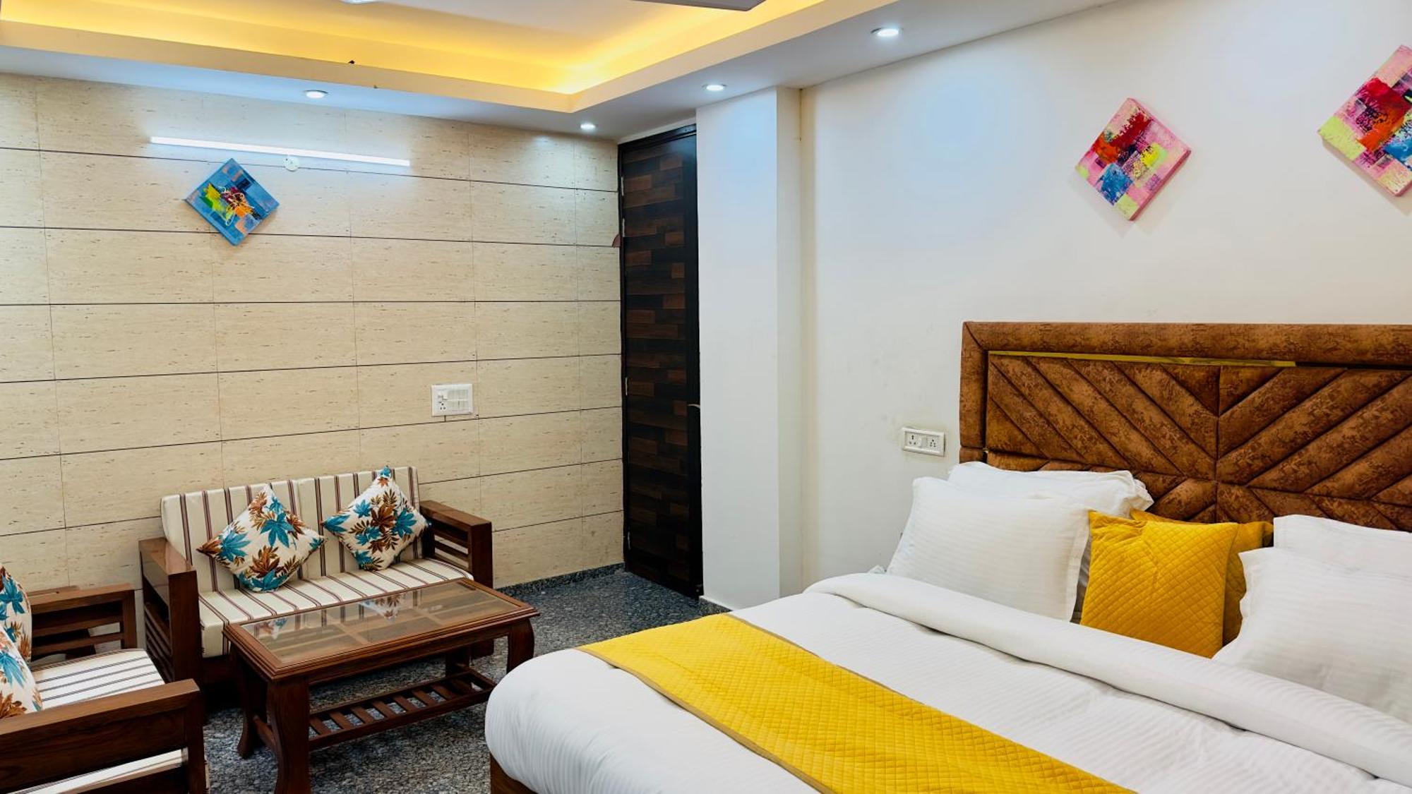 Plum Tree 3* Gurgaon