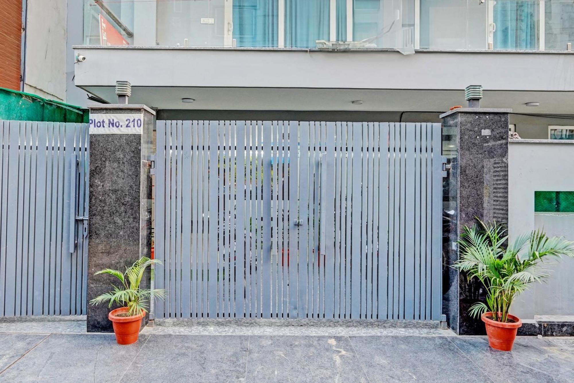Townhouse Akshay 3* Gurgaon