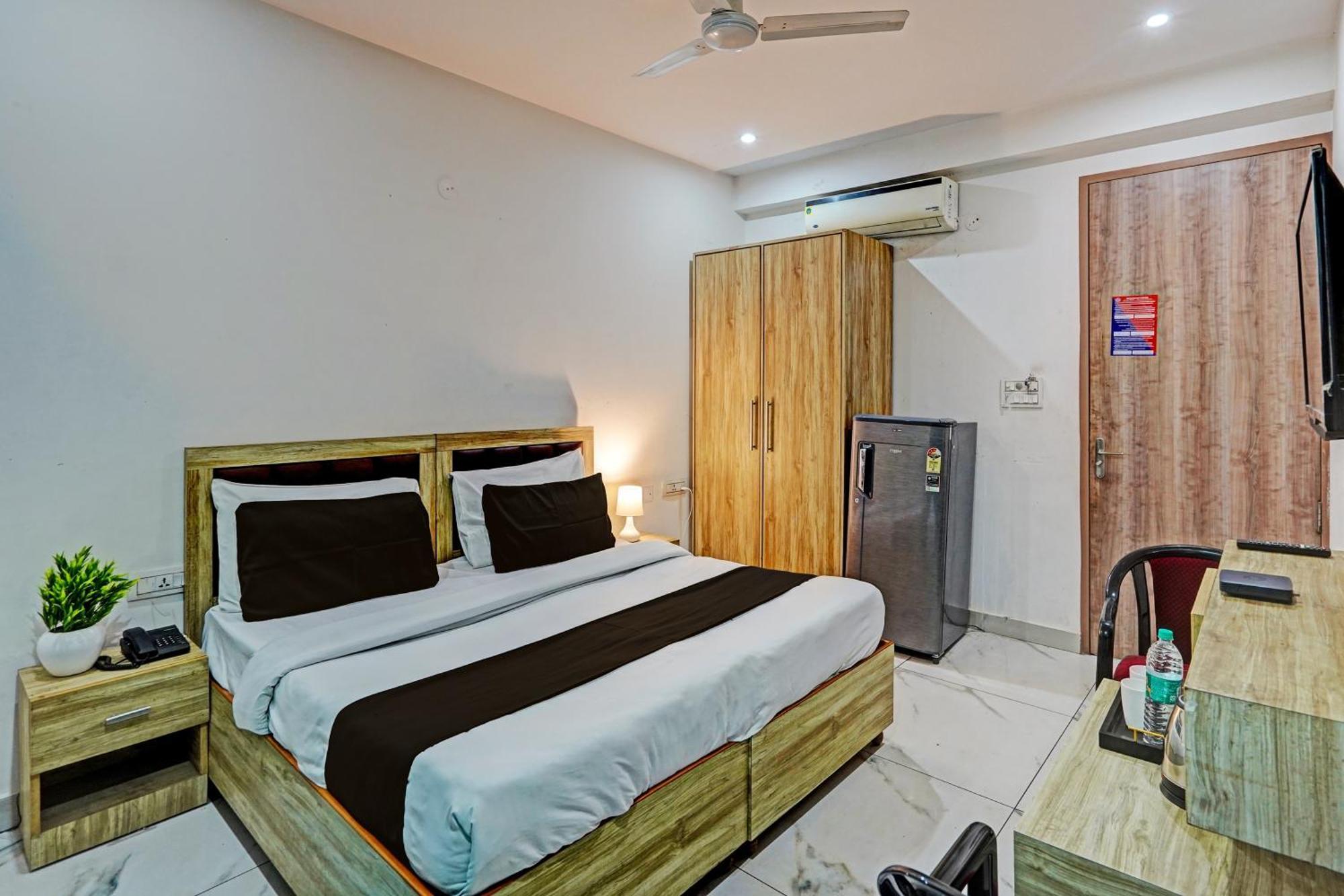 Hotel Townhouse Akshay 3*