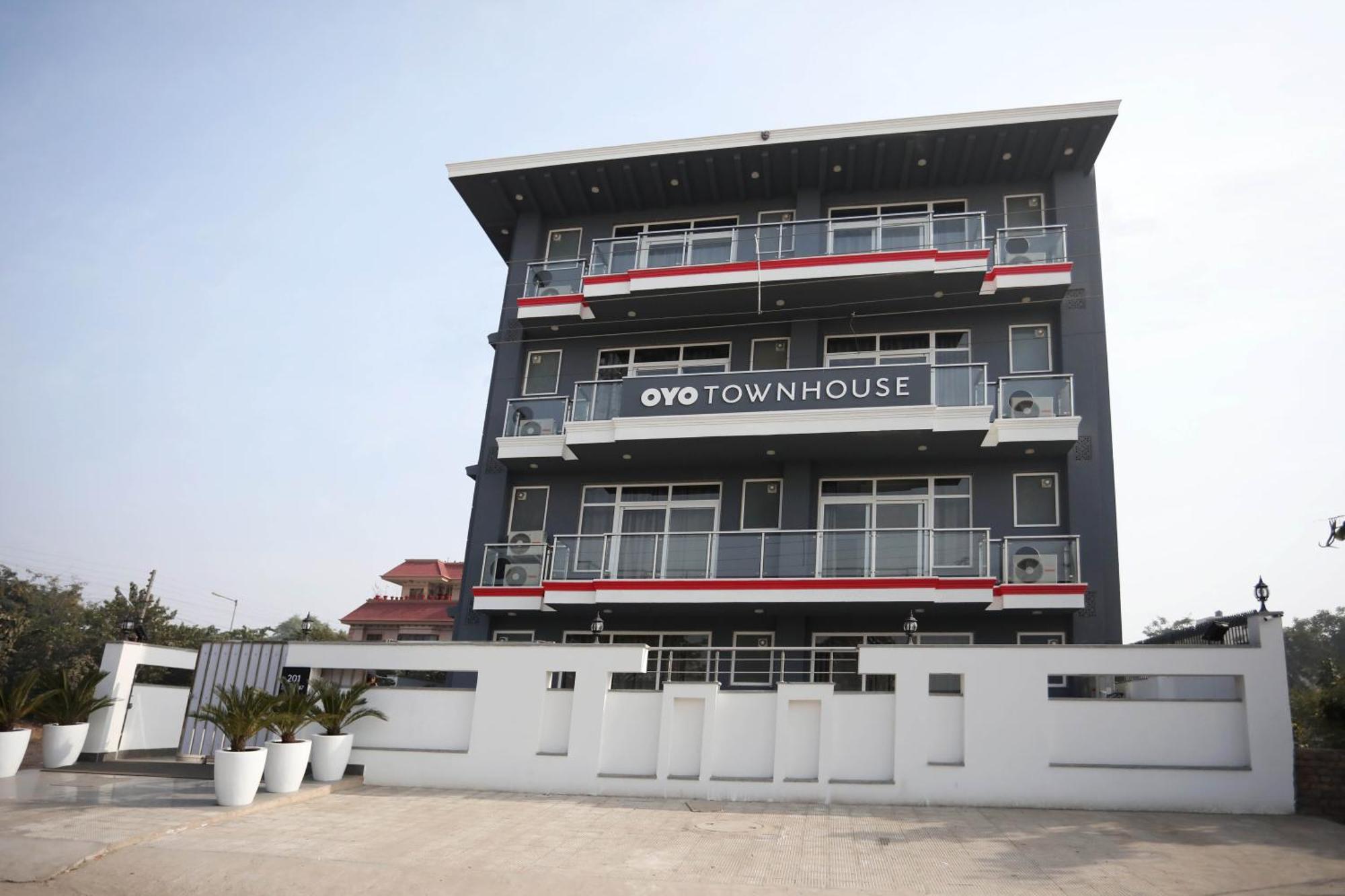 Hotel Oyo Townhouse 024 Sector 47