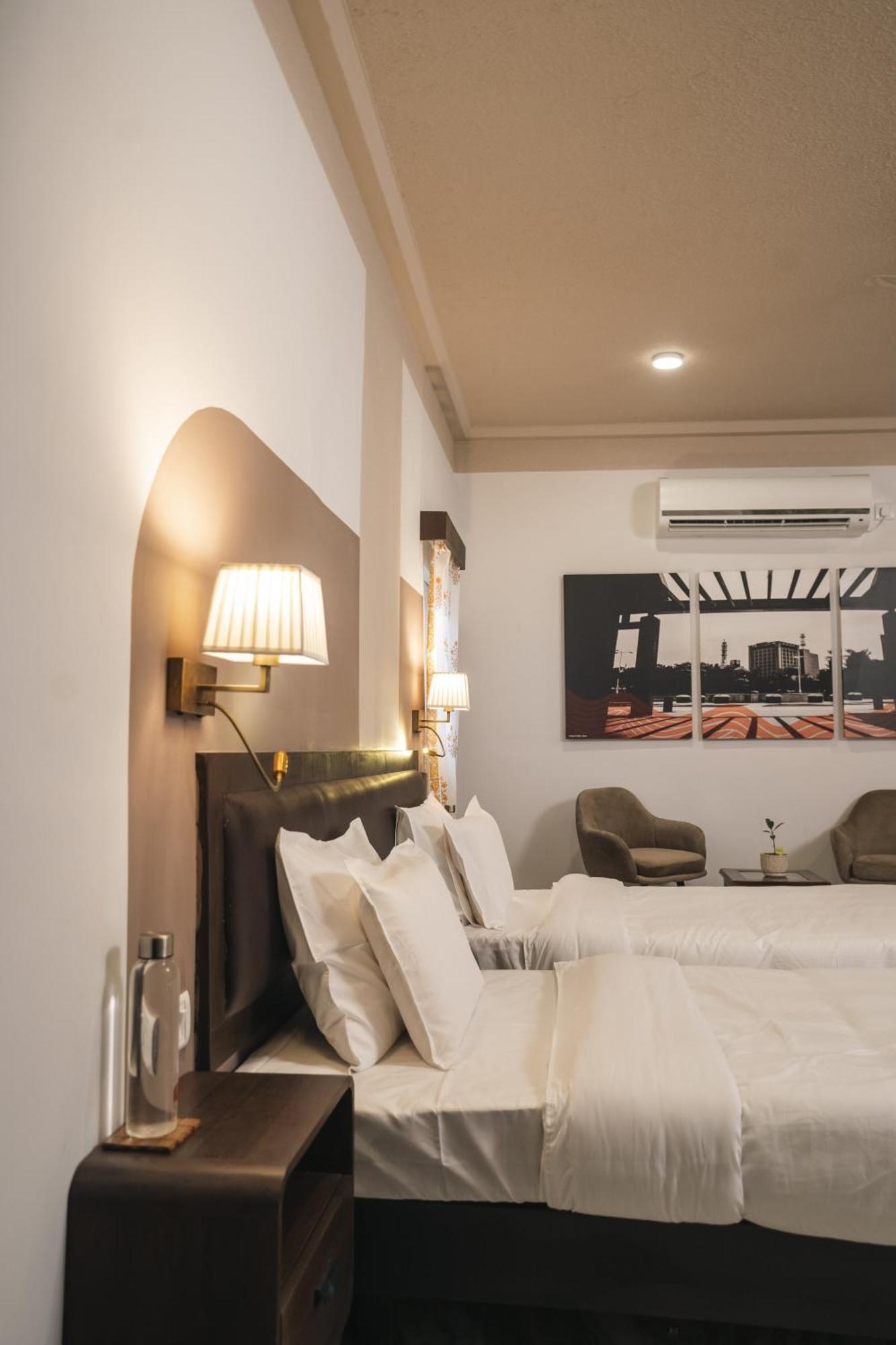 Firebrick Boutique Residences - Garnet House 4* Gurgaon