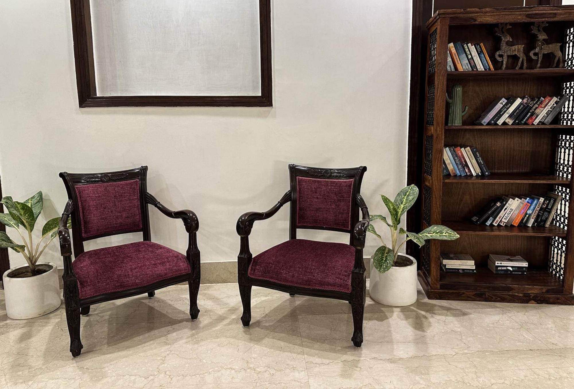 Ava And Corporate Golf Course Road, Hotel 3*