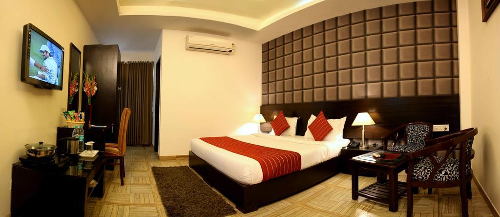 Callista 2* Gurgaon
