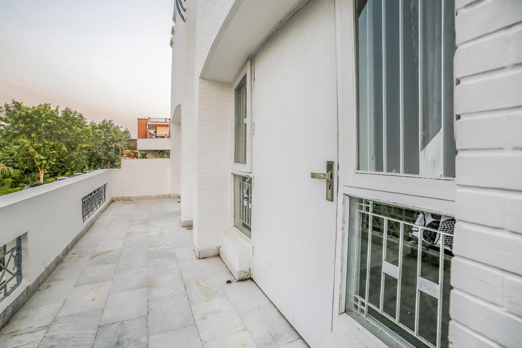 Collection O Shejal Residency 3* Gurgaon