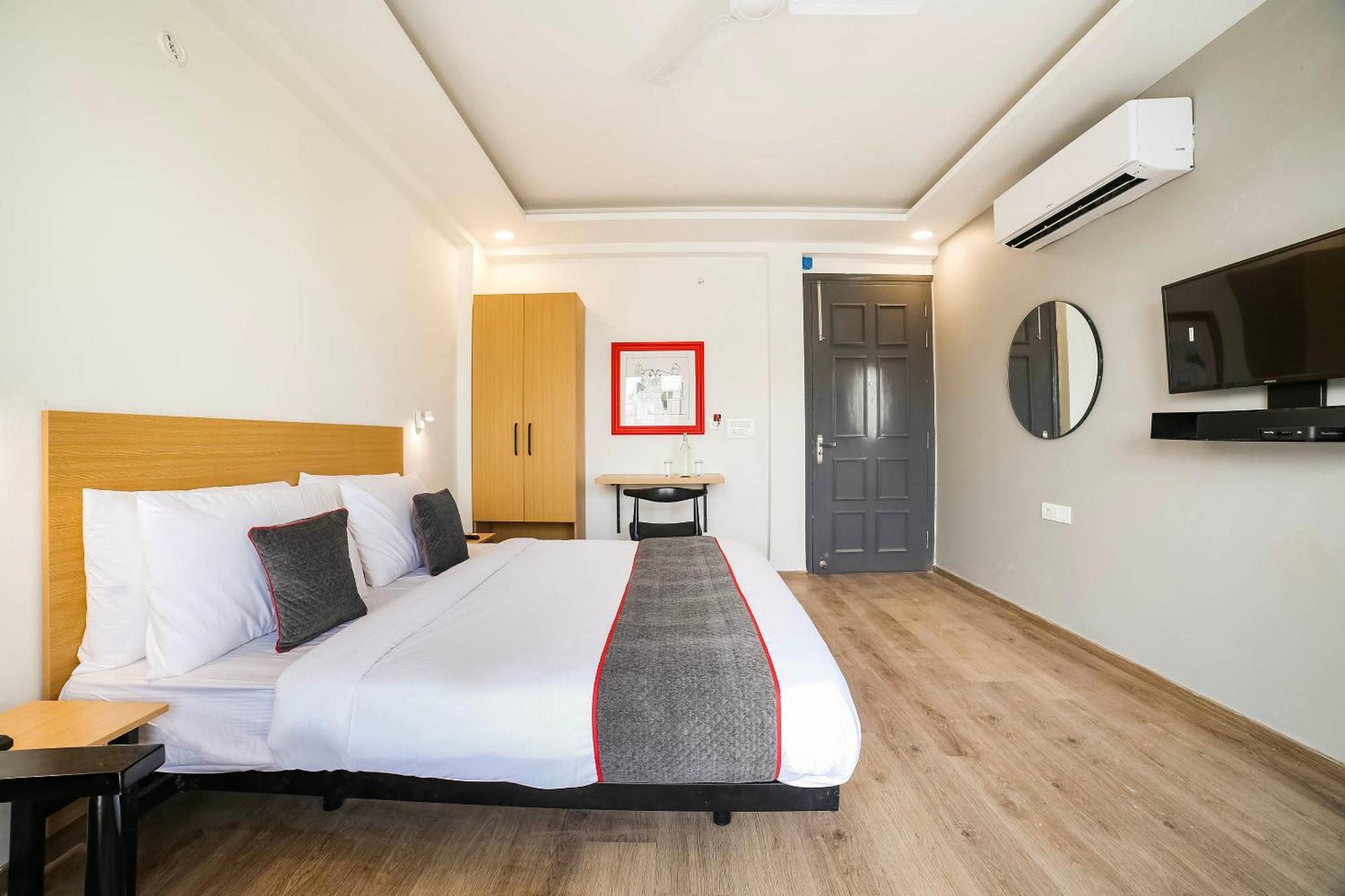 Super Townhouse Sector 46 Near Appu Ghar 4* Gurgaon