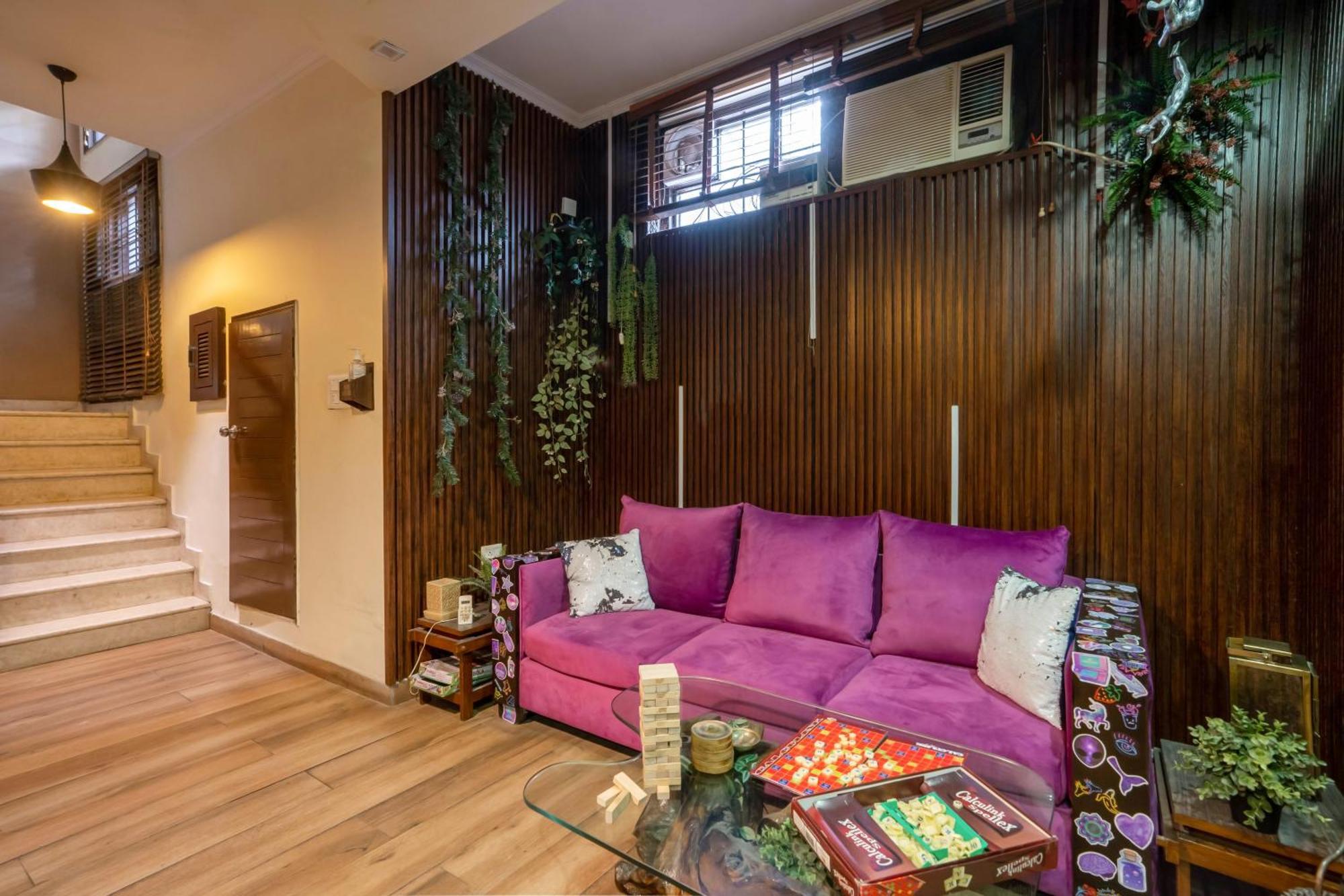 Holiday home Luxurious 4 Bhk With Mini Movie Theatre In *