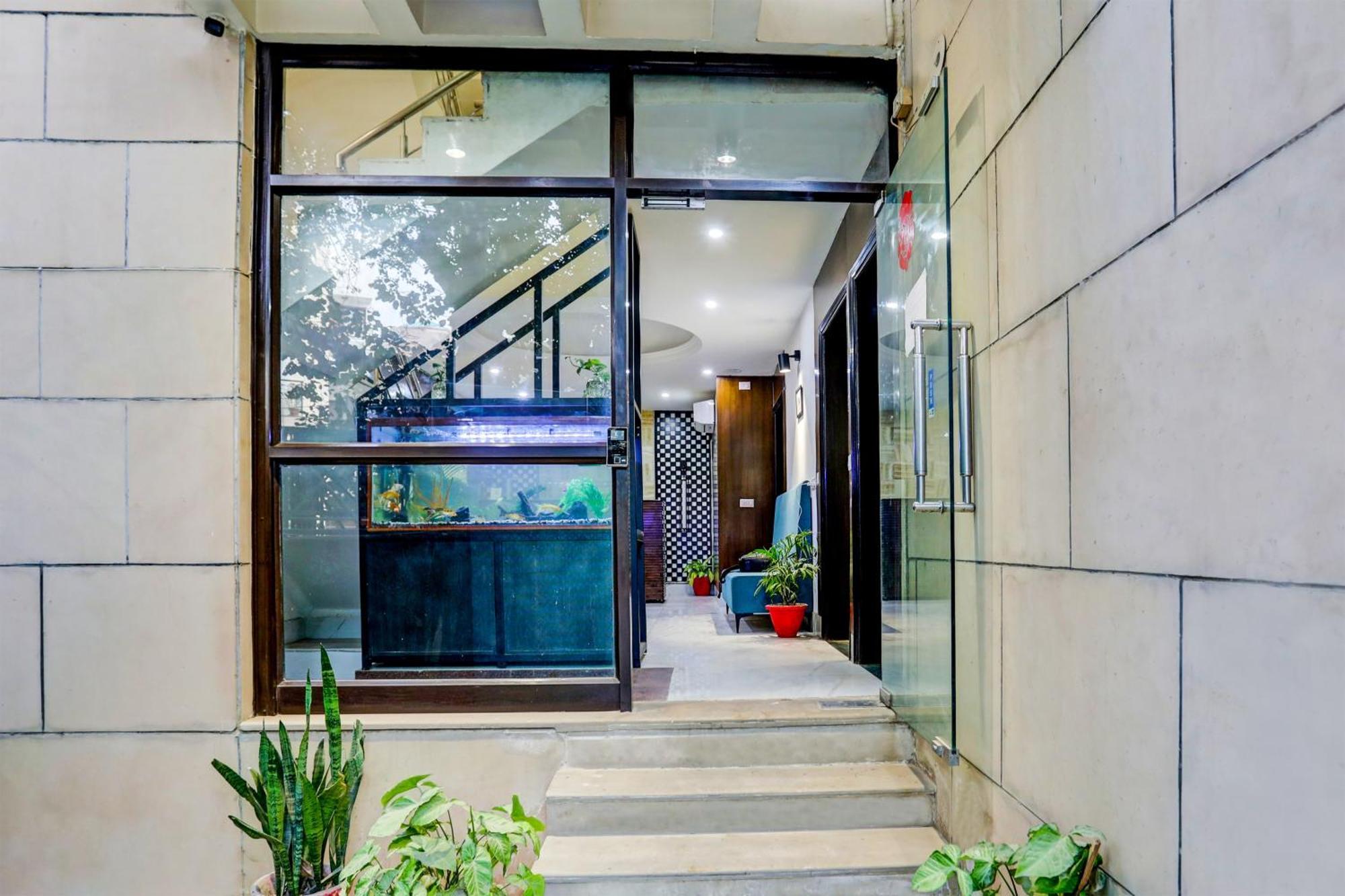Hotel Townhouse 1184 N Huda Center 3*