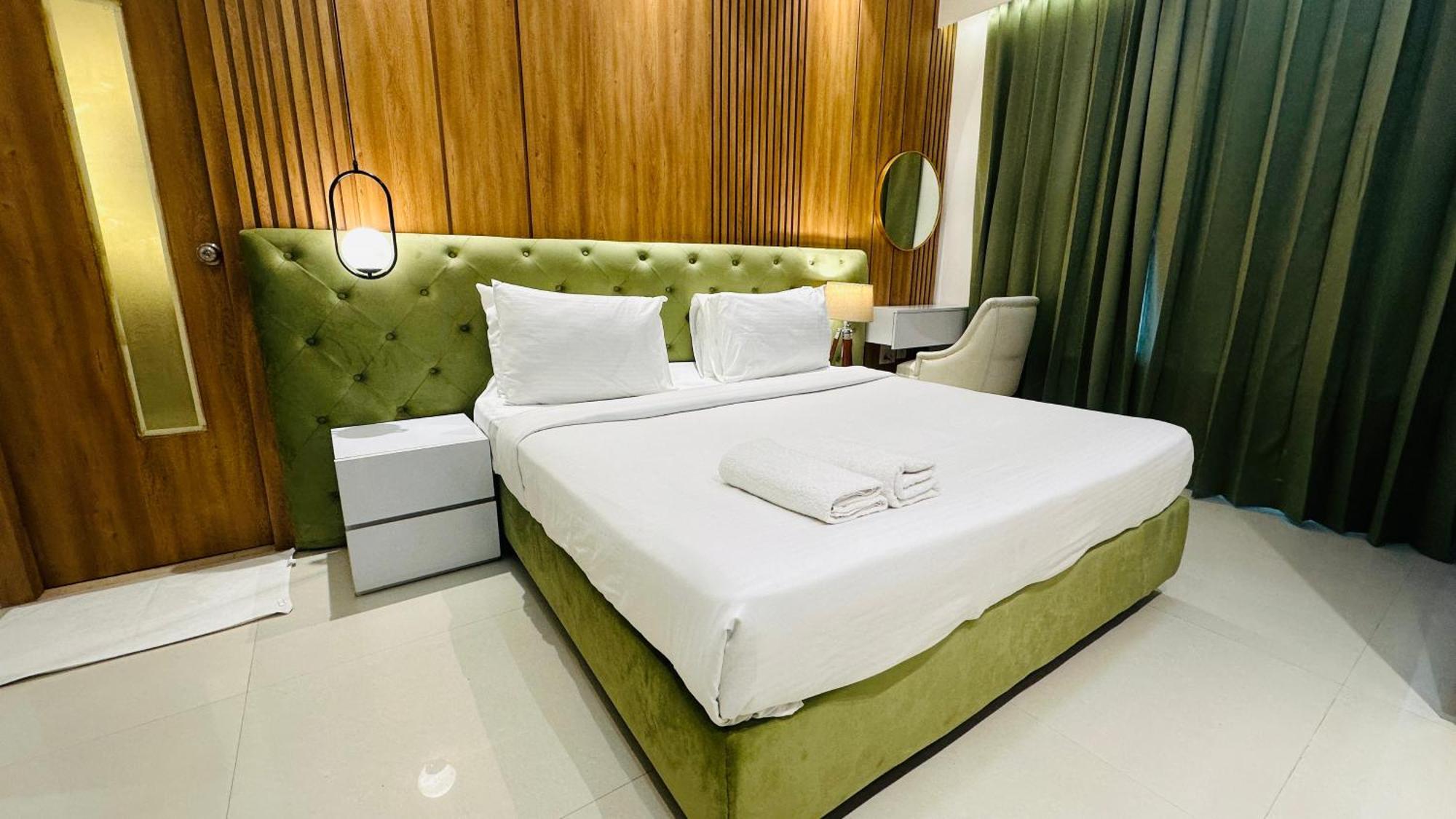 Hotel Elite Millennium - Near Huda Centre 3*