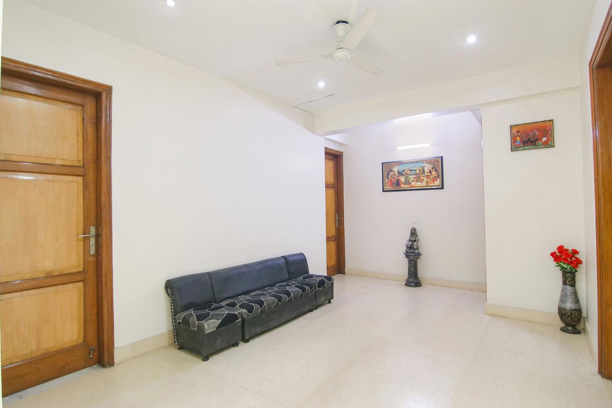 Fabhotel Rd Residency