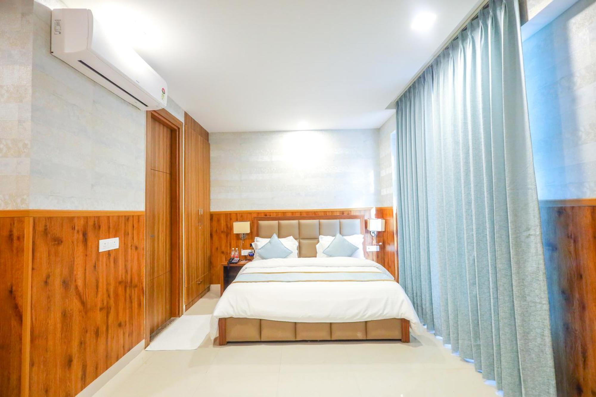 Clay Hotel, Sohna Road, Sector 49, Gurugram Gurgaon