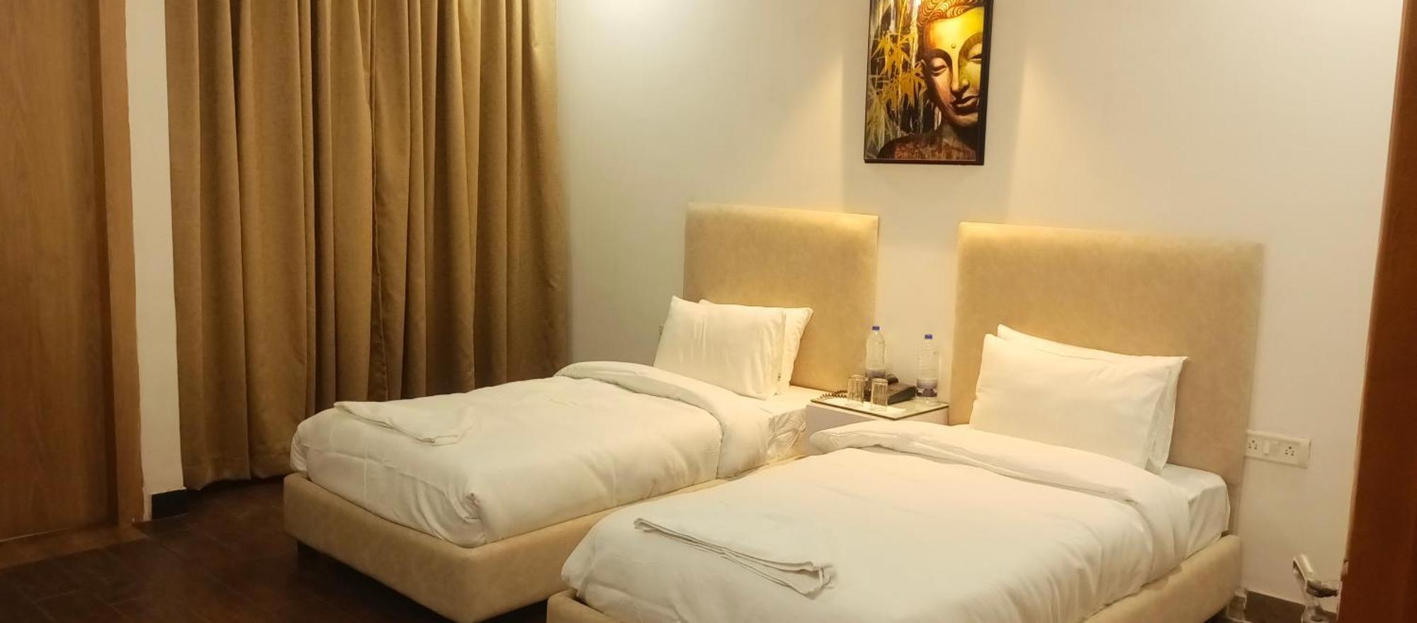 Hotel Elite Sector 45 I I Couple Friendly Gurgaon