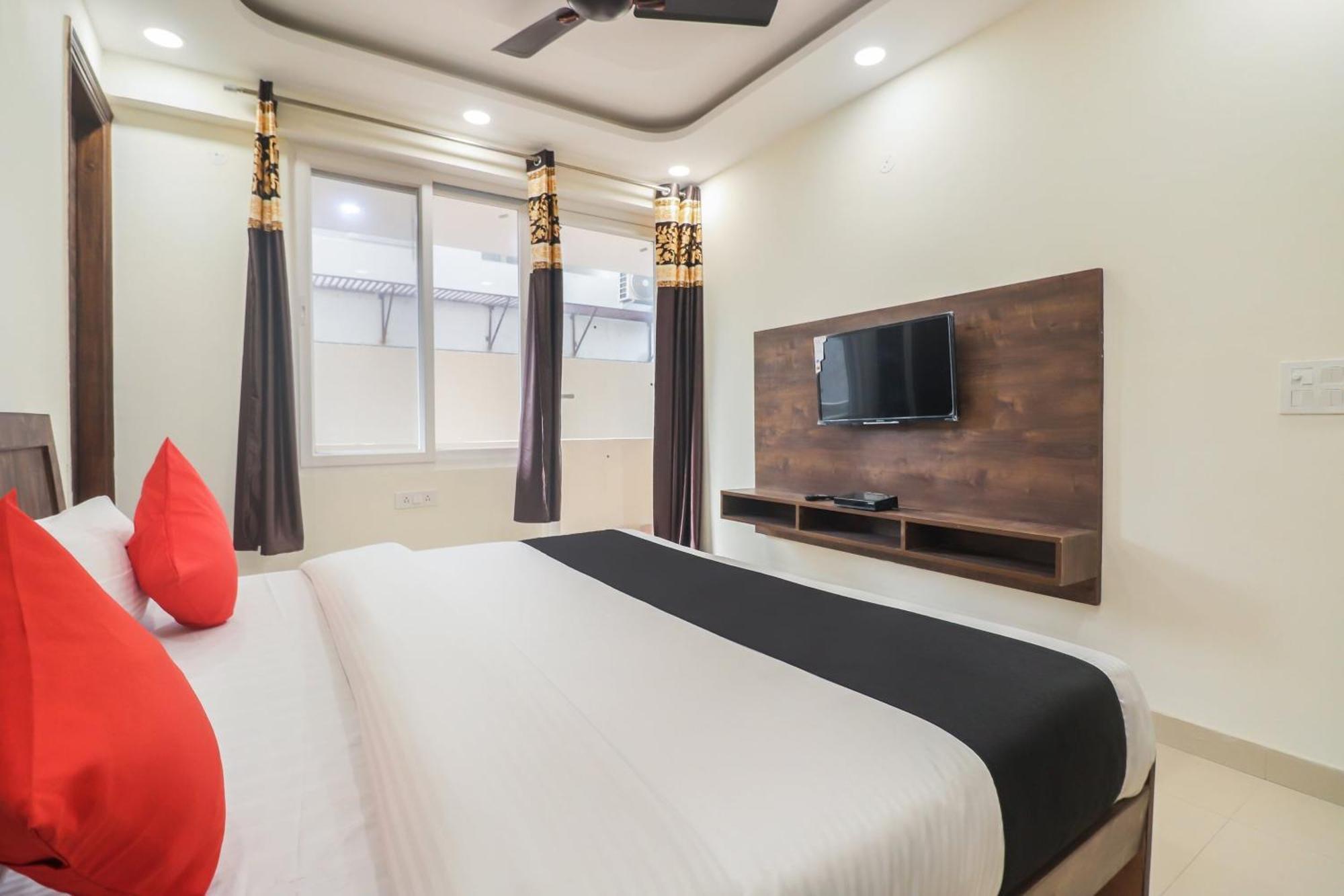 Collection O Leaf Residency 3* Gurgaon