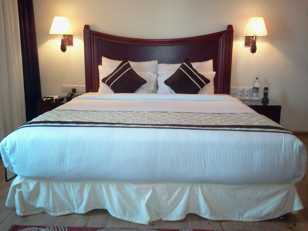 Guest house Earth Gurgaon