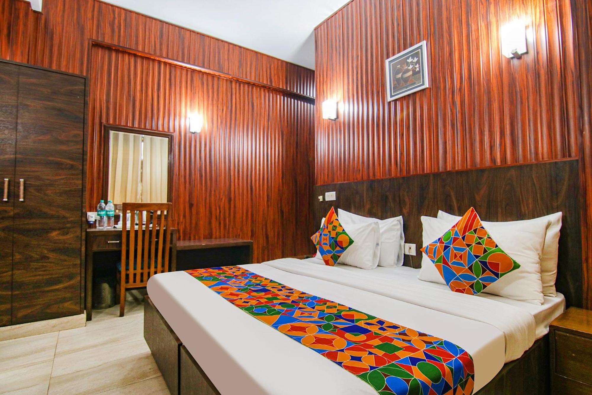 Fabhotel Prime The Rivlet Mg Road Hotel 3*