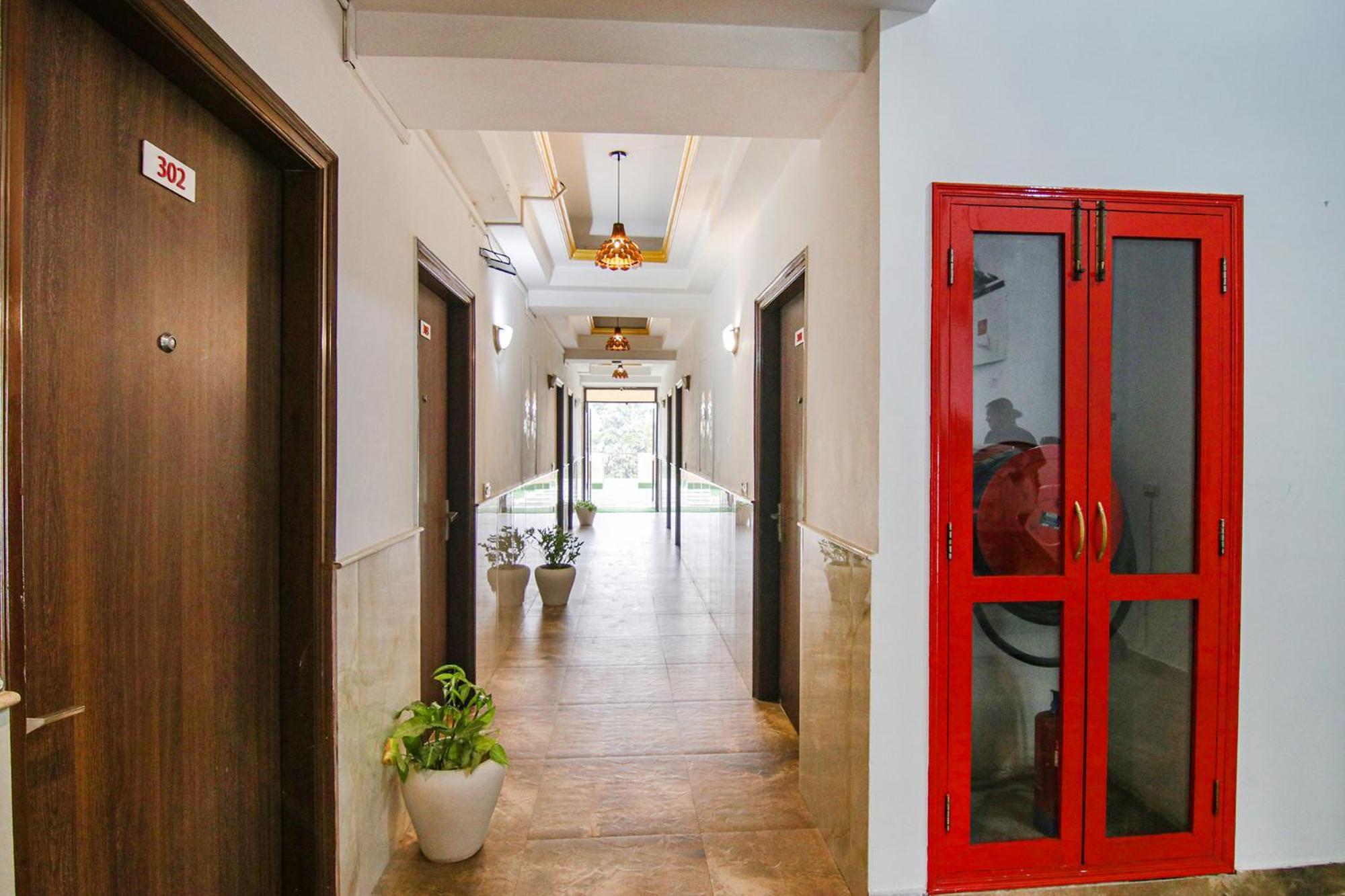 Hotel Fabhotel Prime The Rivlet Mg Road Gurgaon