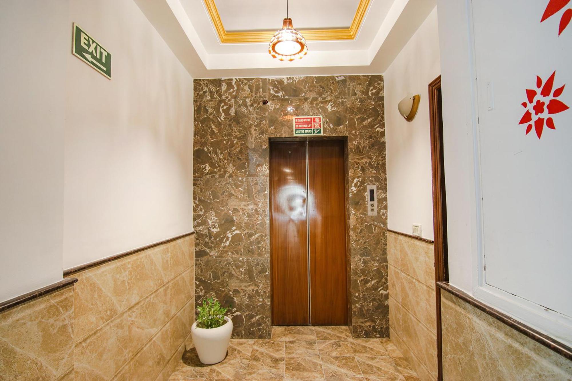 Fabhotel Prime The Rivlet Mg Road Hotel