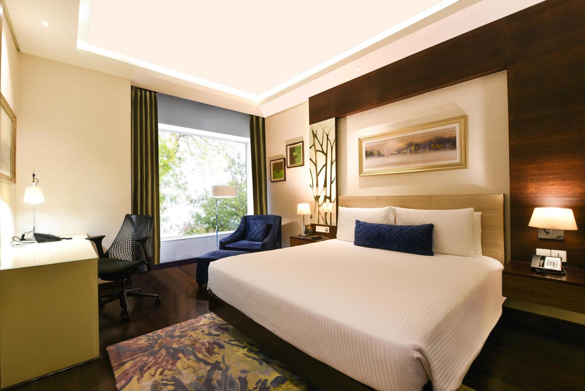 Doubletree By Hilton Gurugram Baani Square Hotel Gurgaon