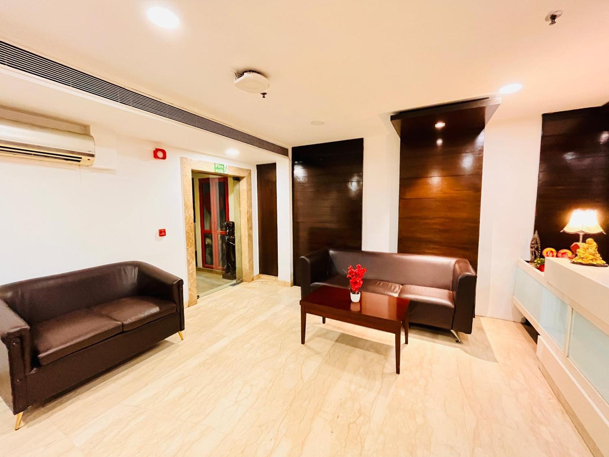 Hotel Corus & Banquets - Sector 14, Couple Friendly 3*