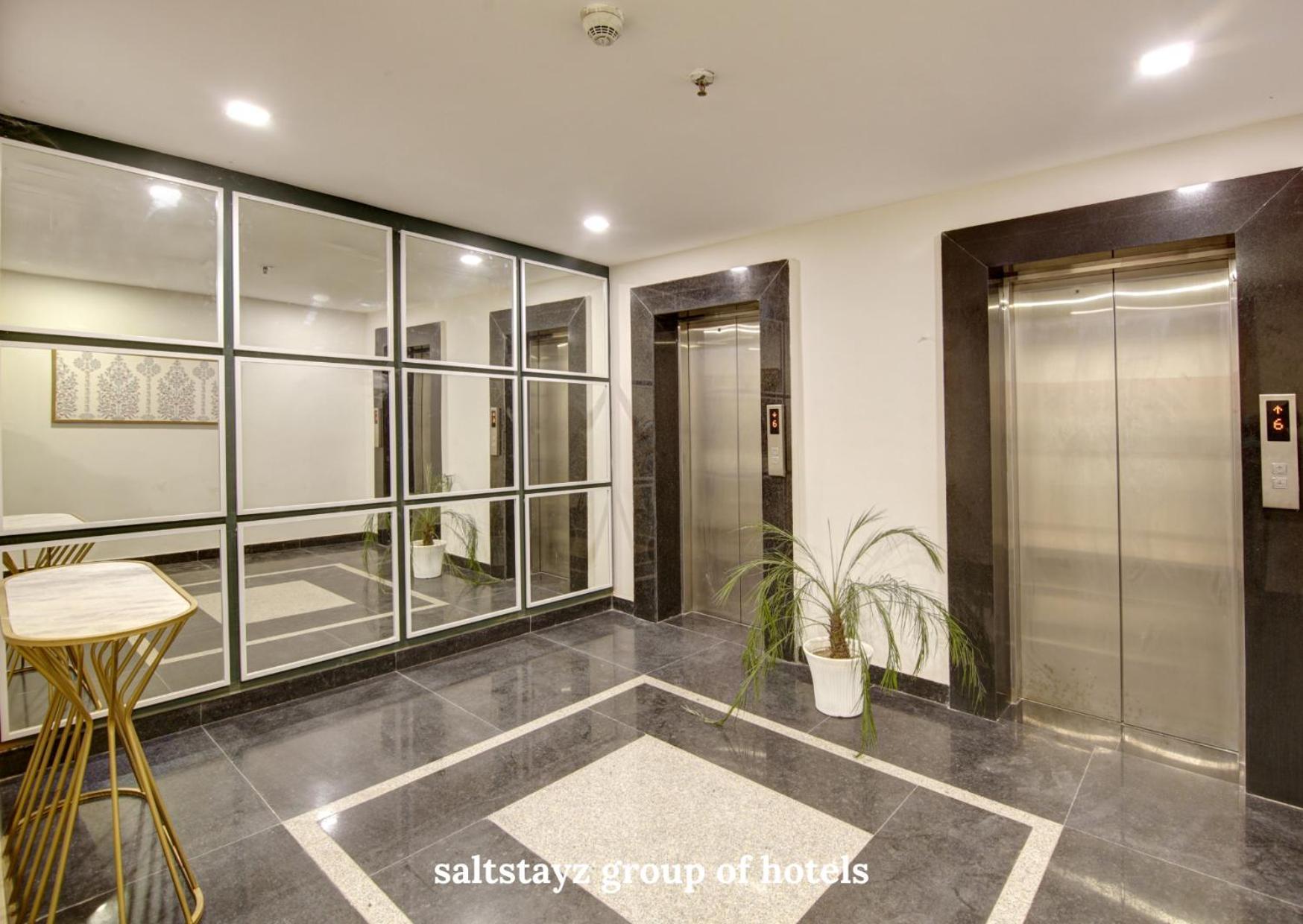 Saltstayz Luxe Executive Studio Apartment- Golf Course Extension Road Gurgaon