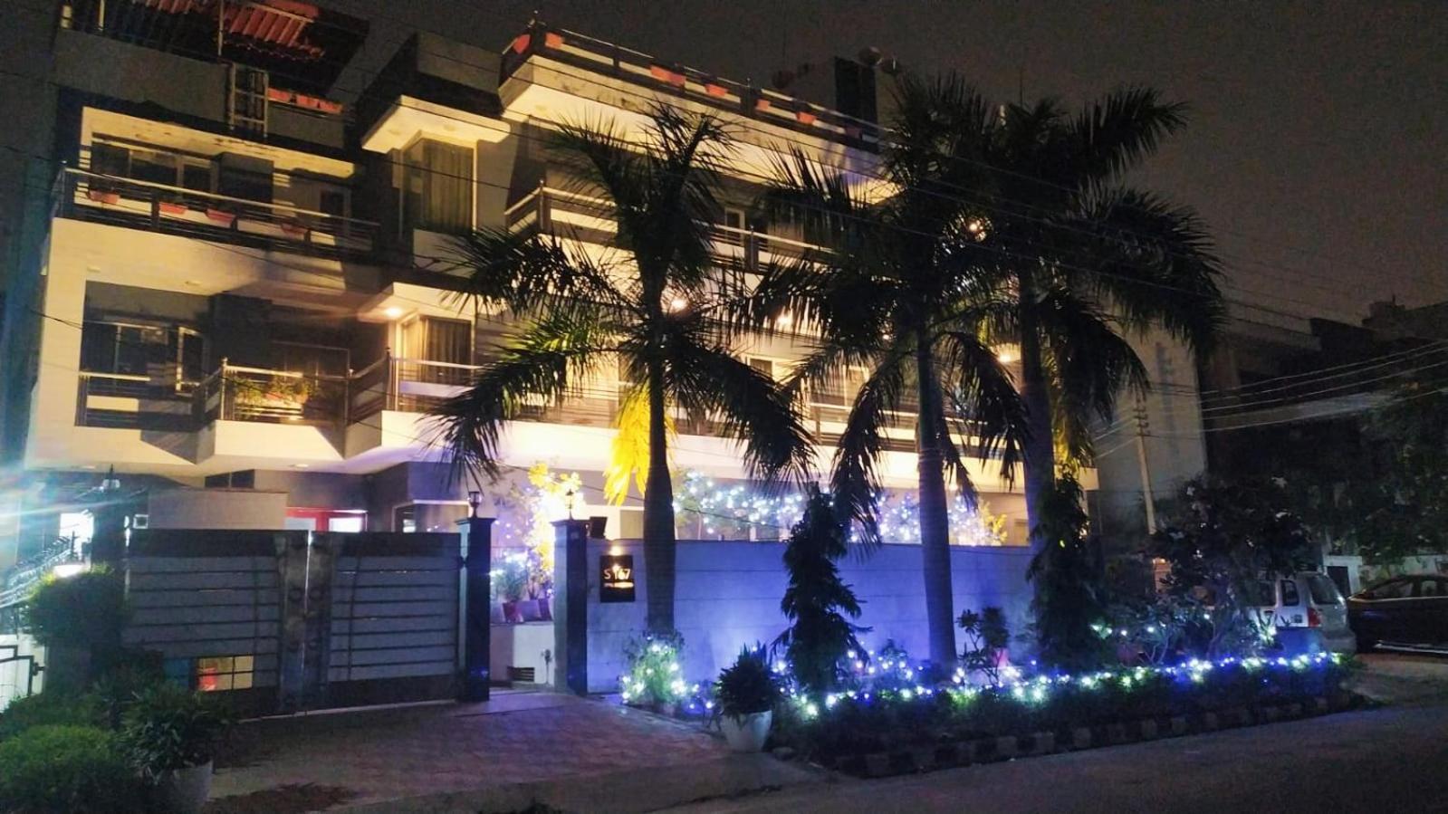 Stayplace 121 Hotel