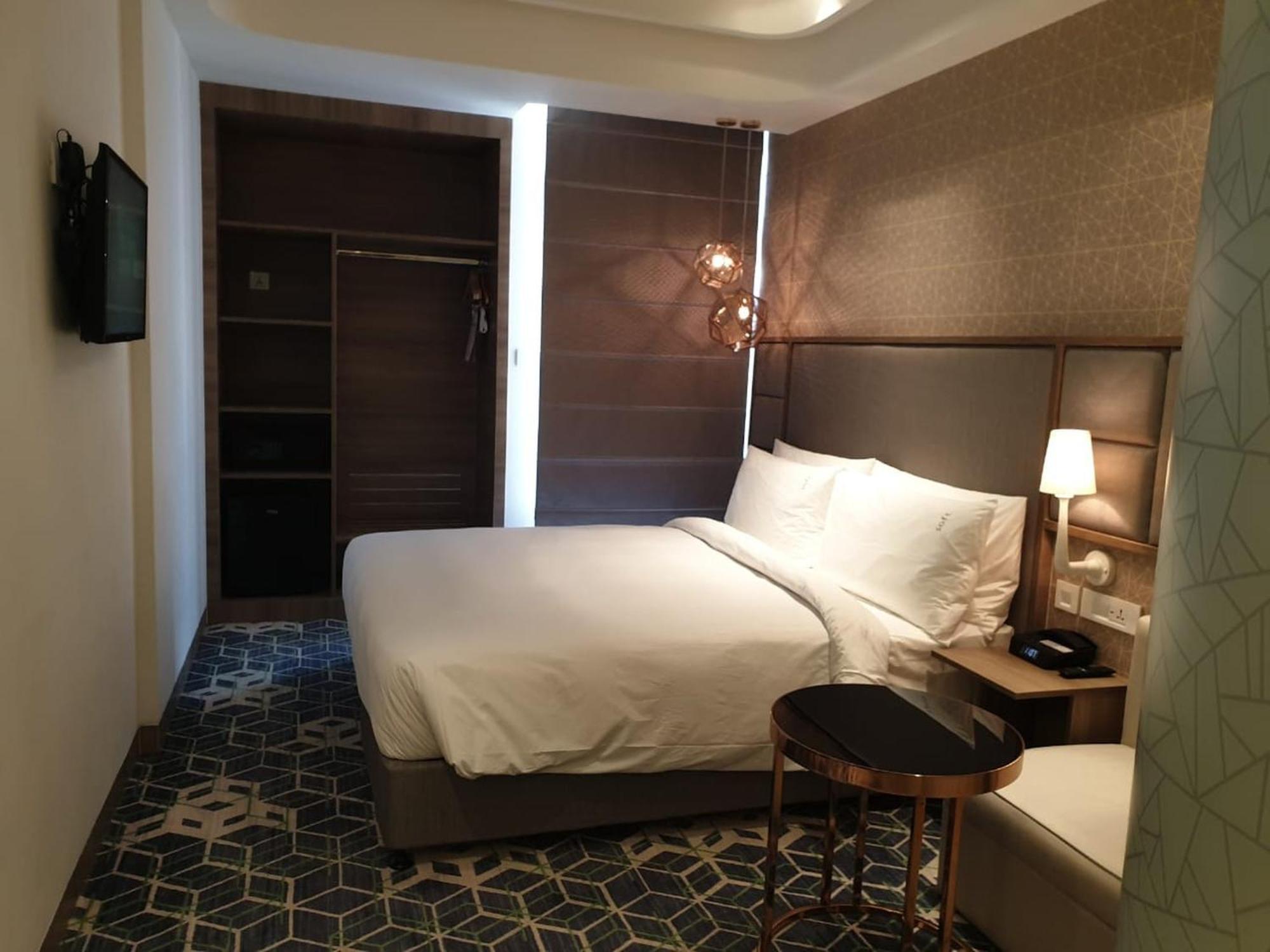 Hotel Gurugram Sector 90 By Ihg 5*