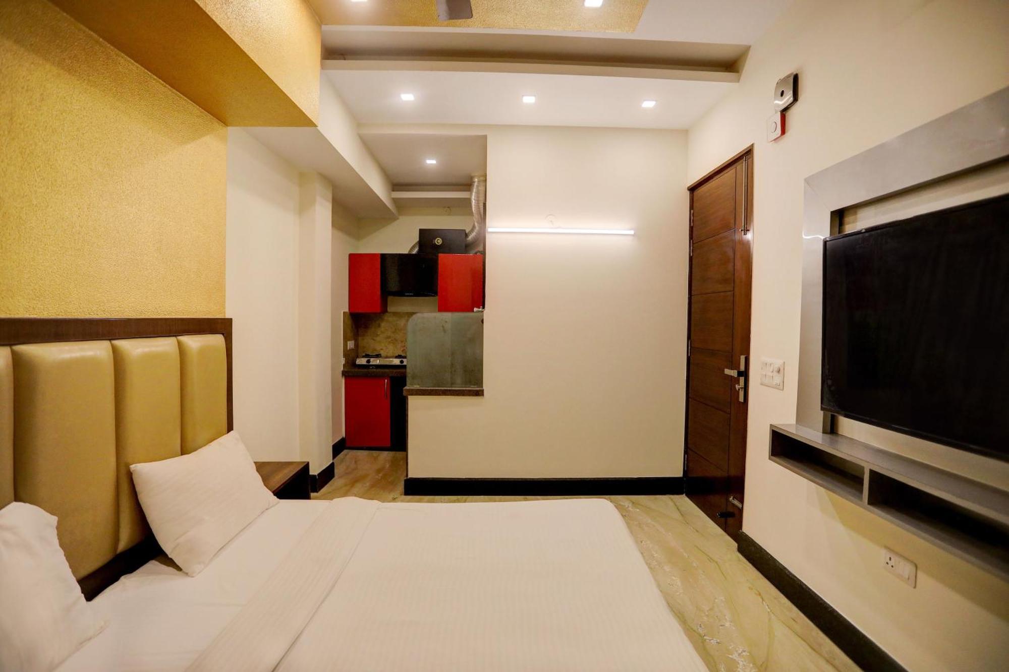 Oyo Jasmine Hotel Gurgaon