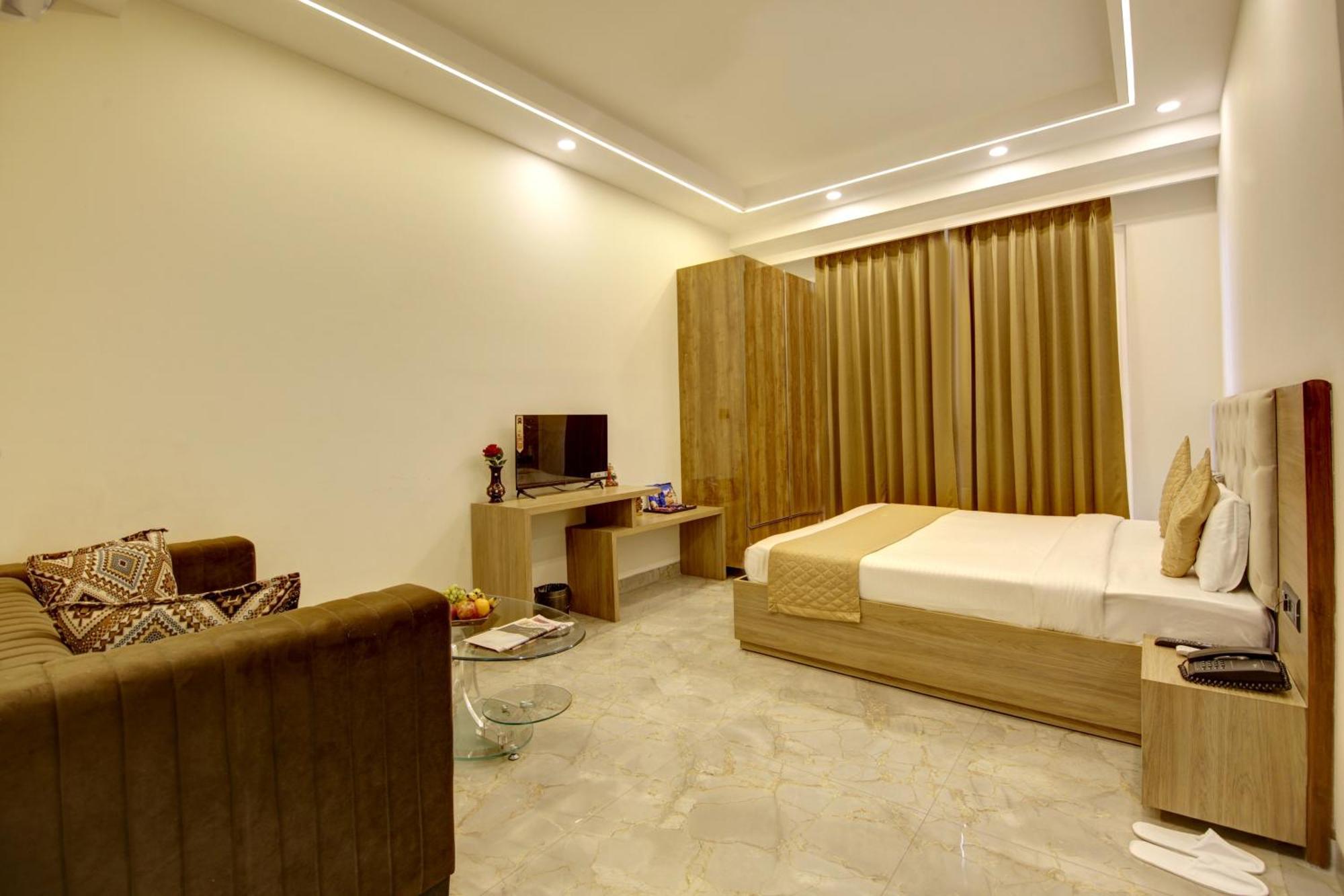 360 Degree Hotel 3*