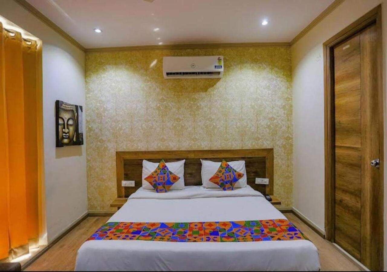 Mallenzo 3* Gurgaon