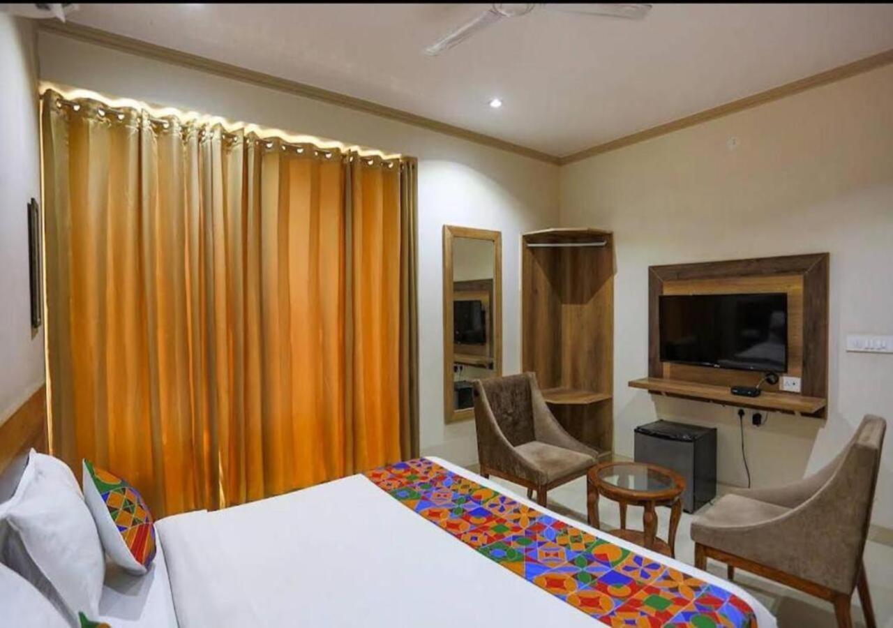 Mallenzo 3* Gurgaon