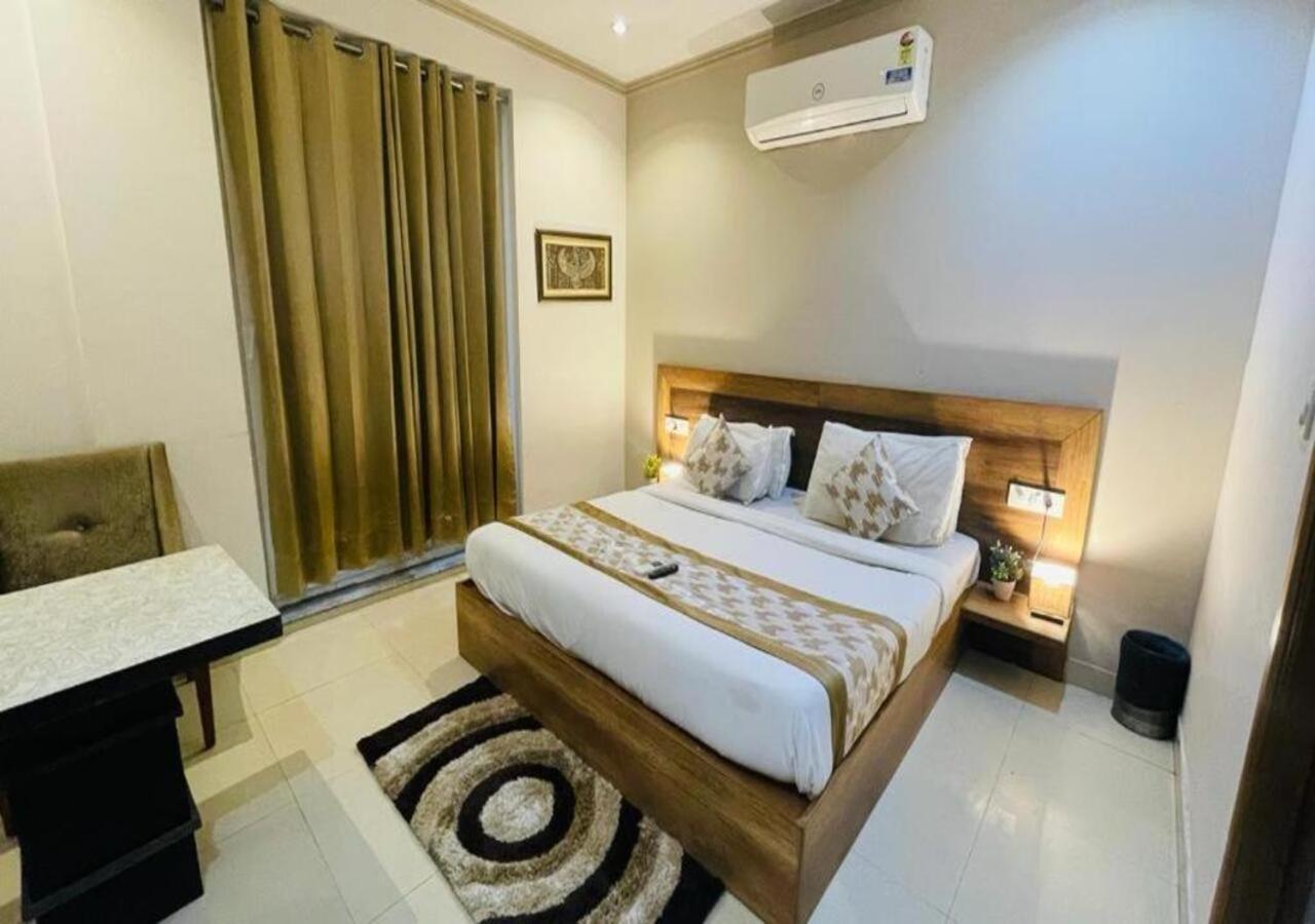 Mallenzo Hotel 3*