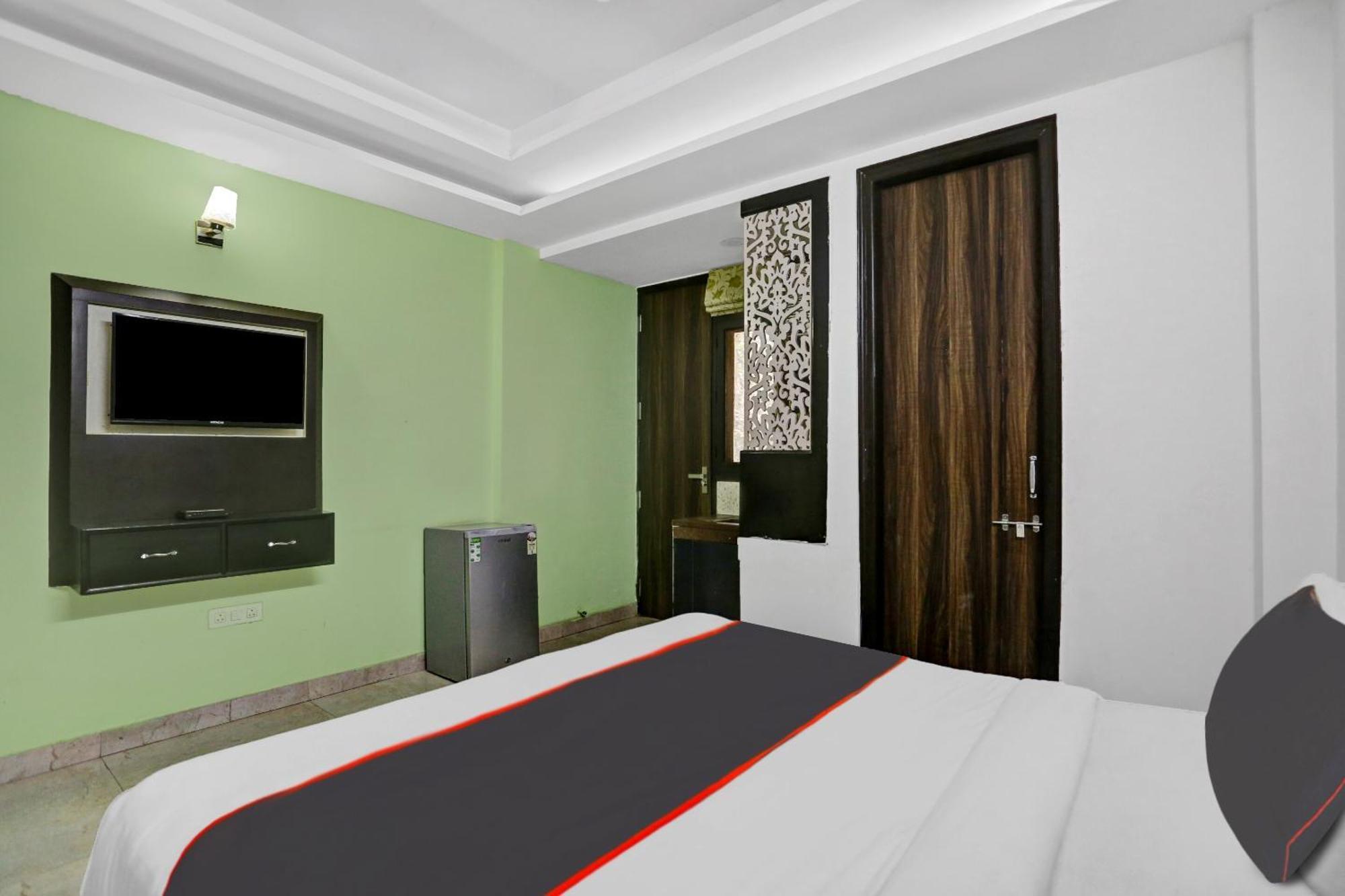 Hotel Collection O Birdhouse Residency Near Aravali Biodiversity Park Gurgaon