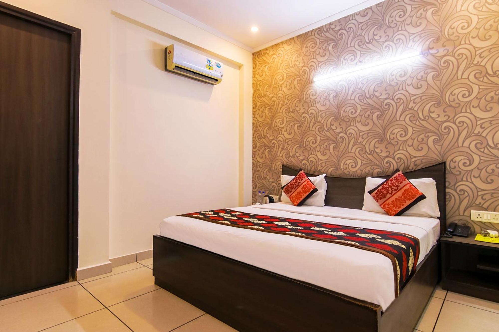 Fabhotel Gazelle Hotel