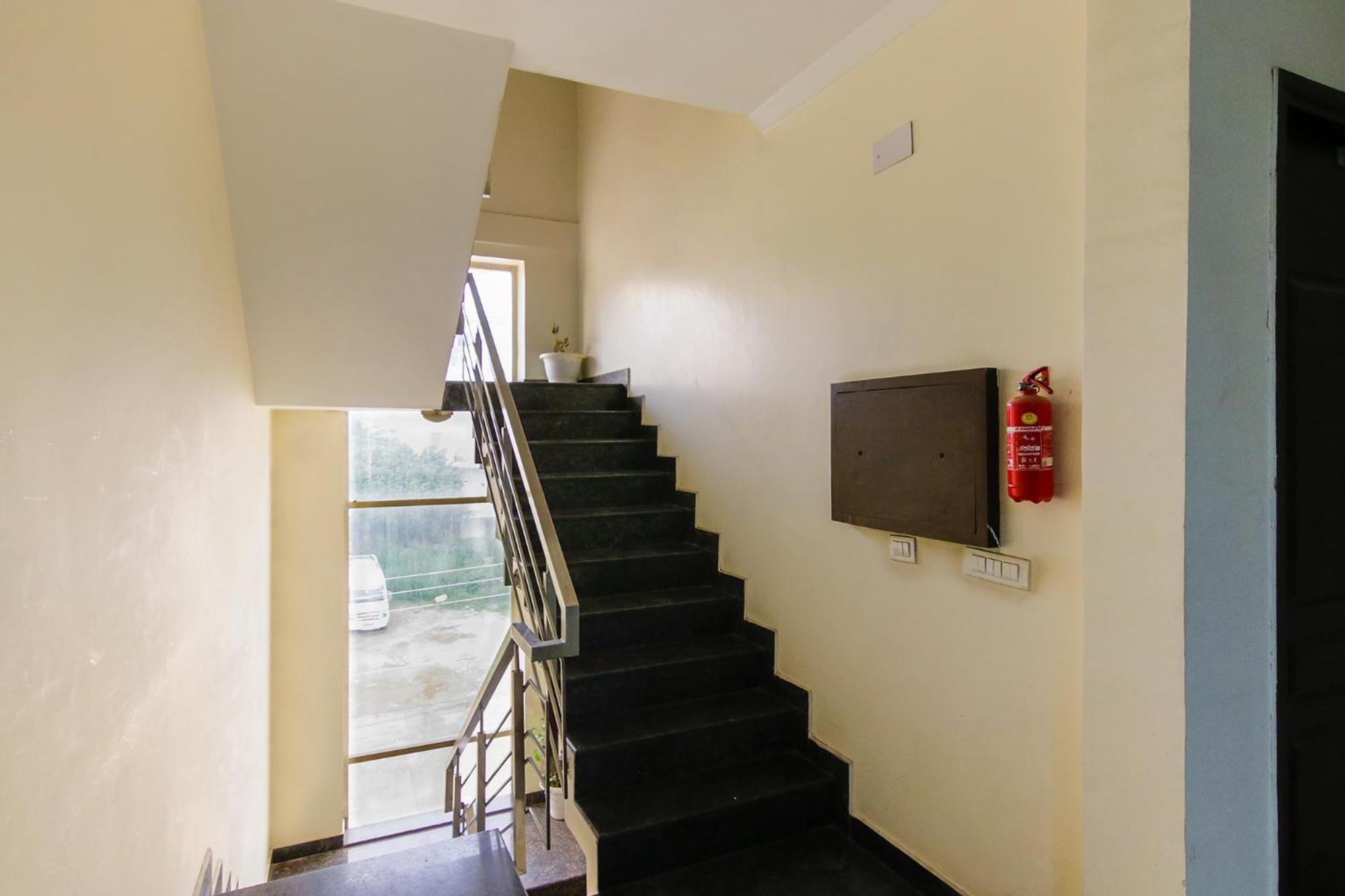 Fabhotel Gazelle Hotel Gurgaon