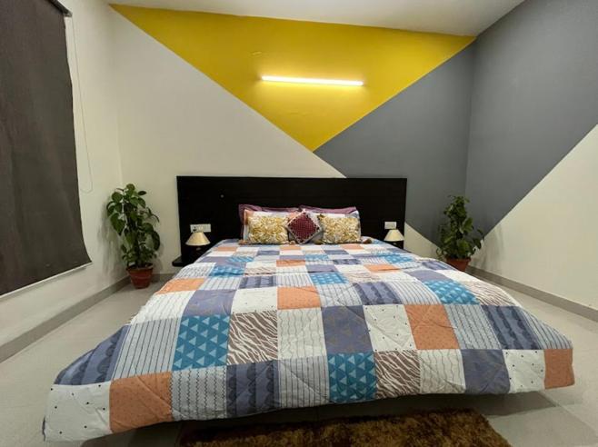 Aurabnb Homes Gurugram *