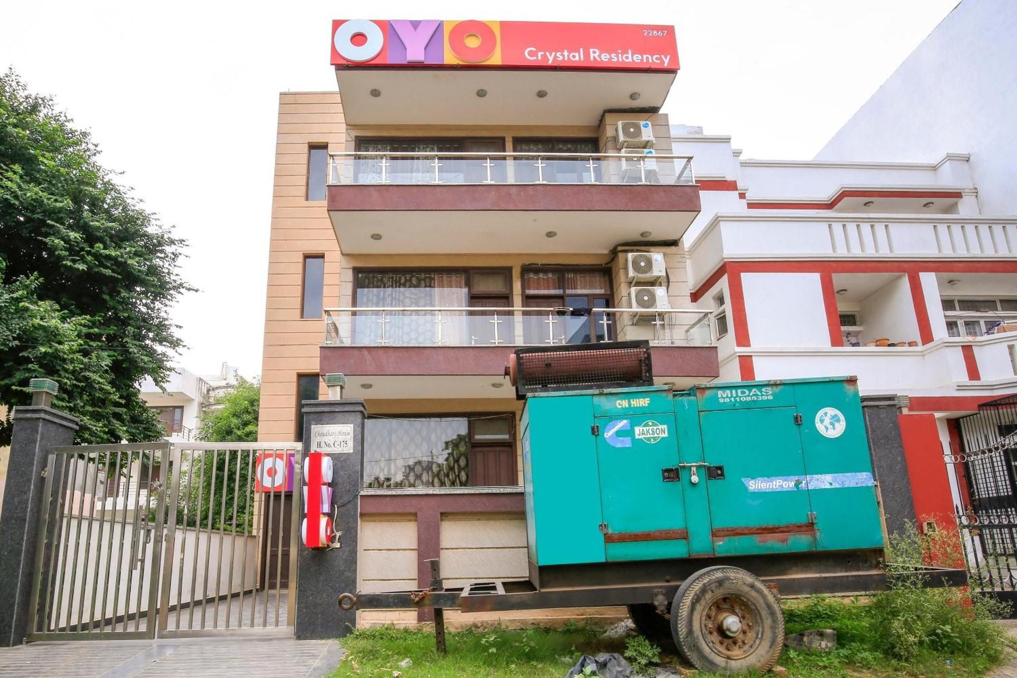 O Crystal Residency