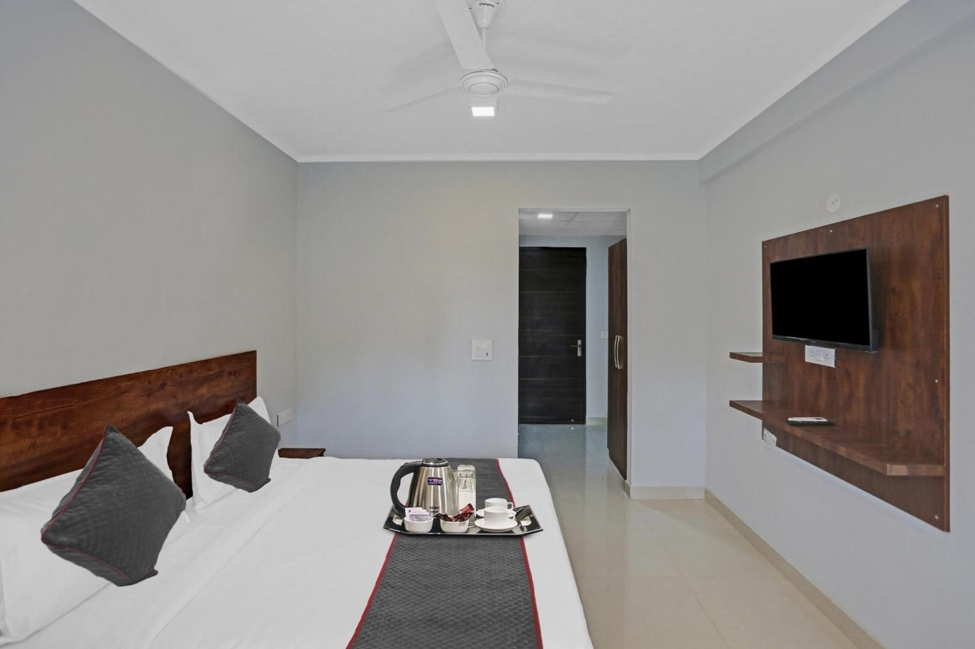 Townhouse 1167 Gold Souk Hotel 3*