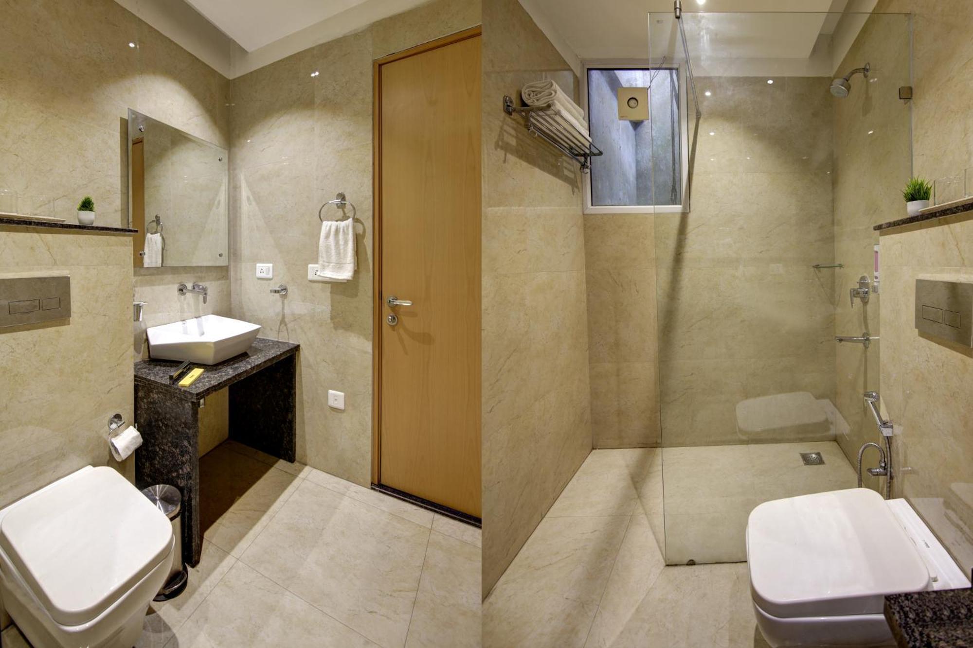 Saltstayz Select - Galleria Market & Golf Course Road Hotel 4*