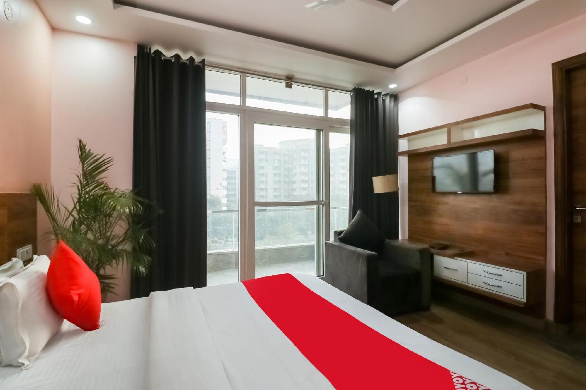 Oyo Aqua Near Omaxe Celebration Mall Gurgaon