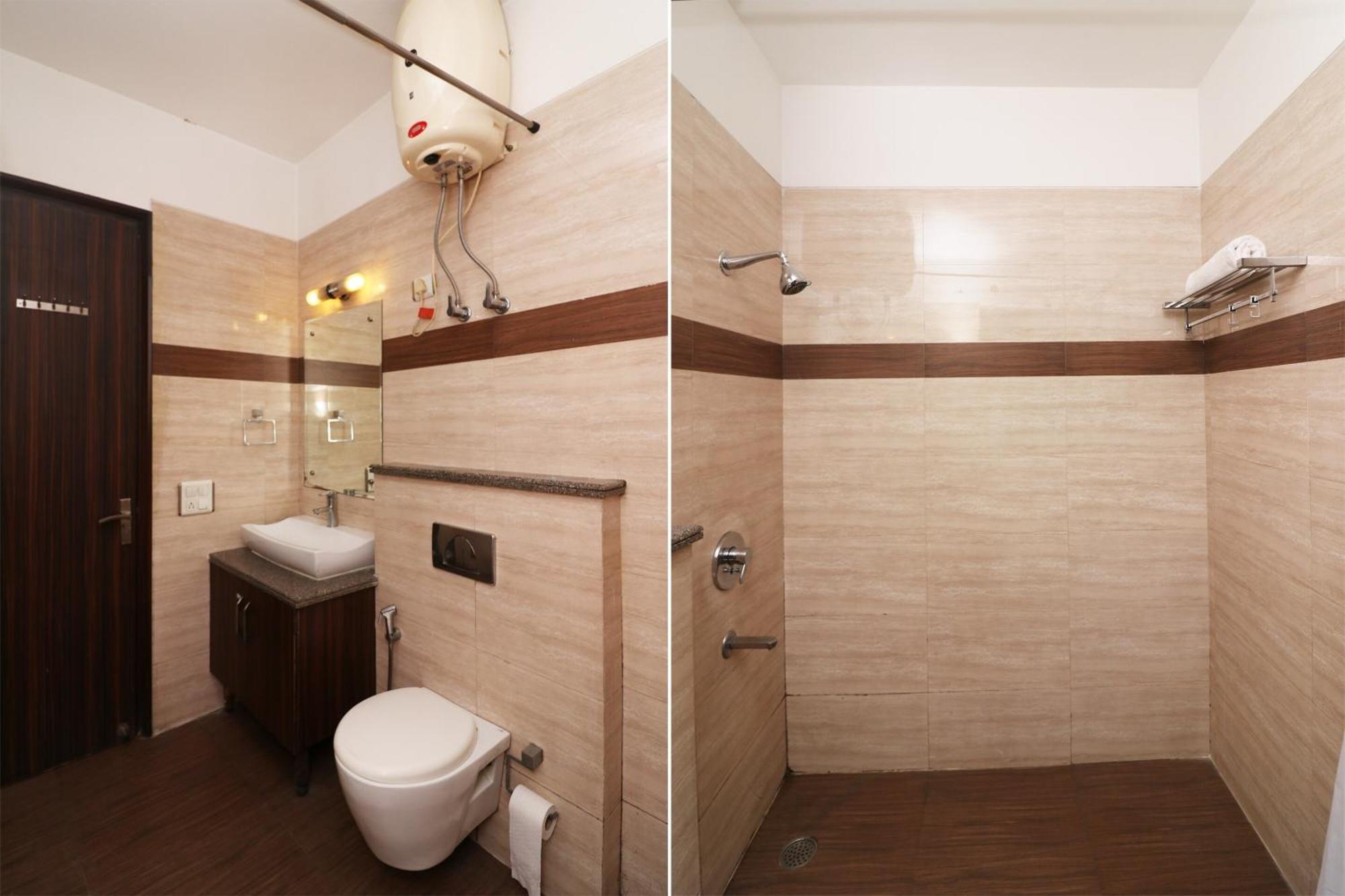 Hotel Wonderland Near Aravali Biodiversity Park