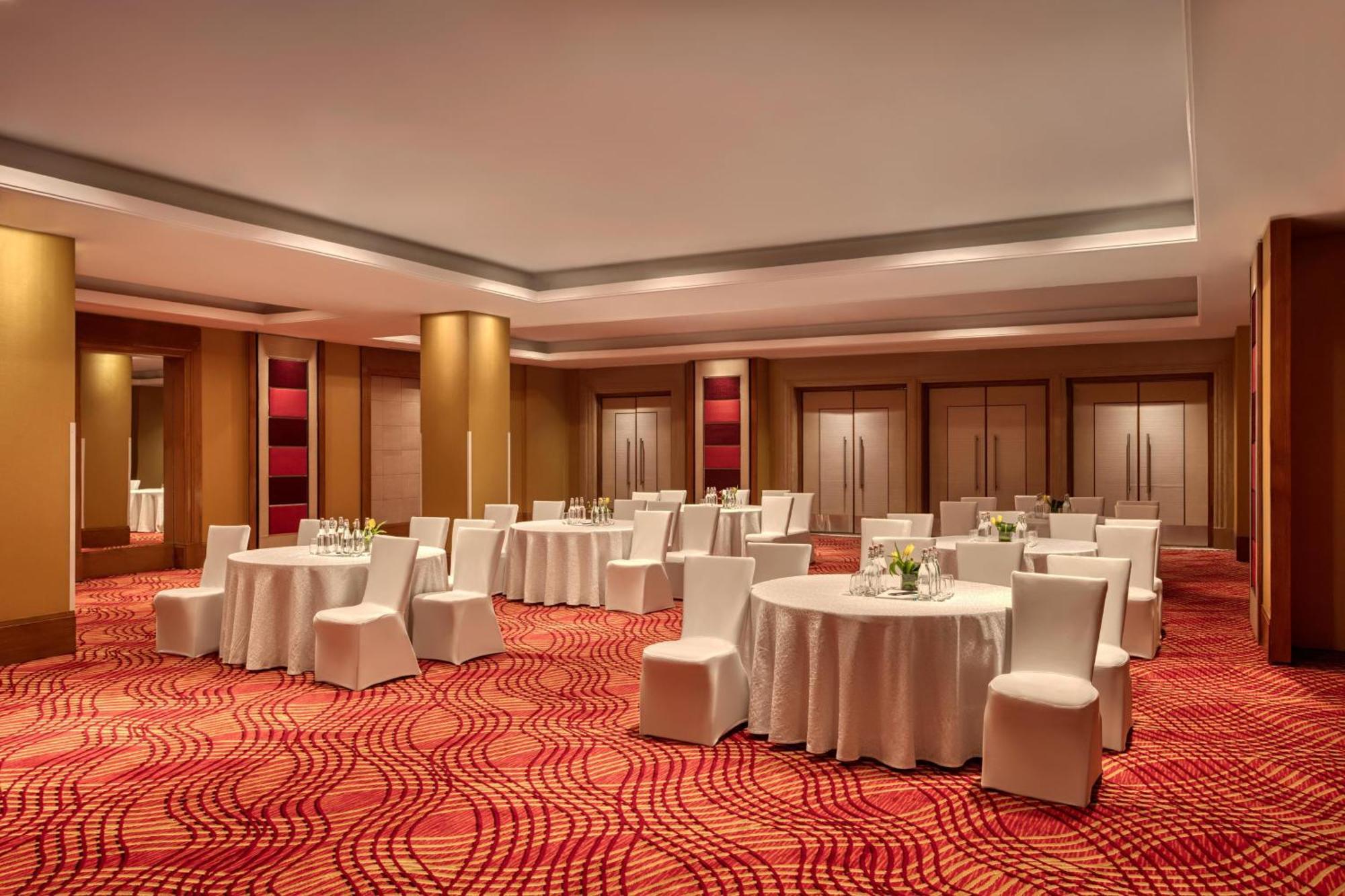Hotel Le Meridien Gurgaon, Delhi Ncr 5*
